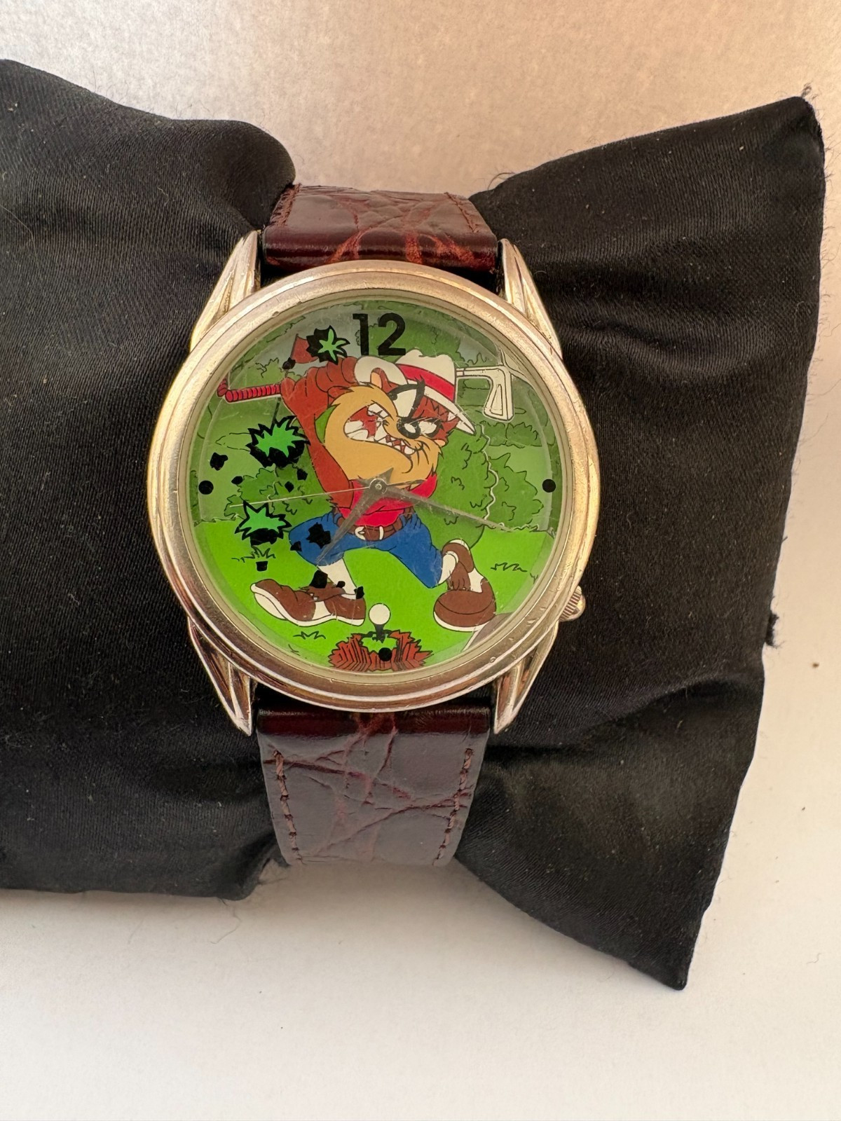Tazmanian Devil Warner Brothers Mad Golfers Quartz Strap Watch Vintage