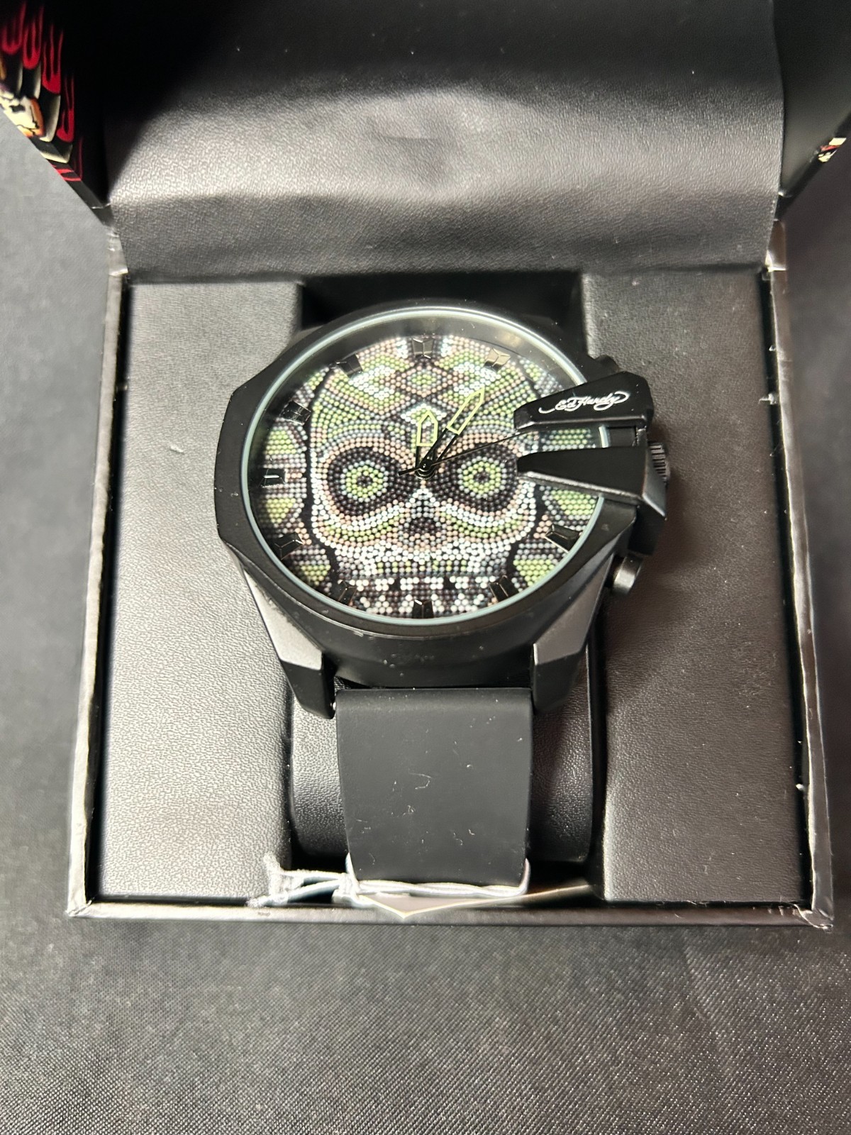Ed Hardy Men’s Skull Watch New With Tags And Box-With Papers