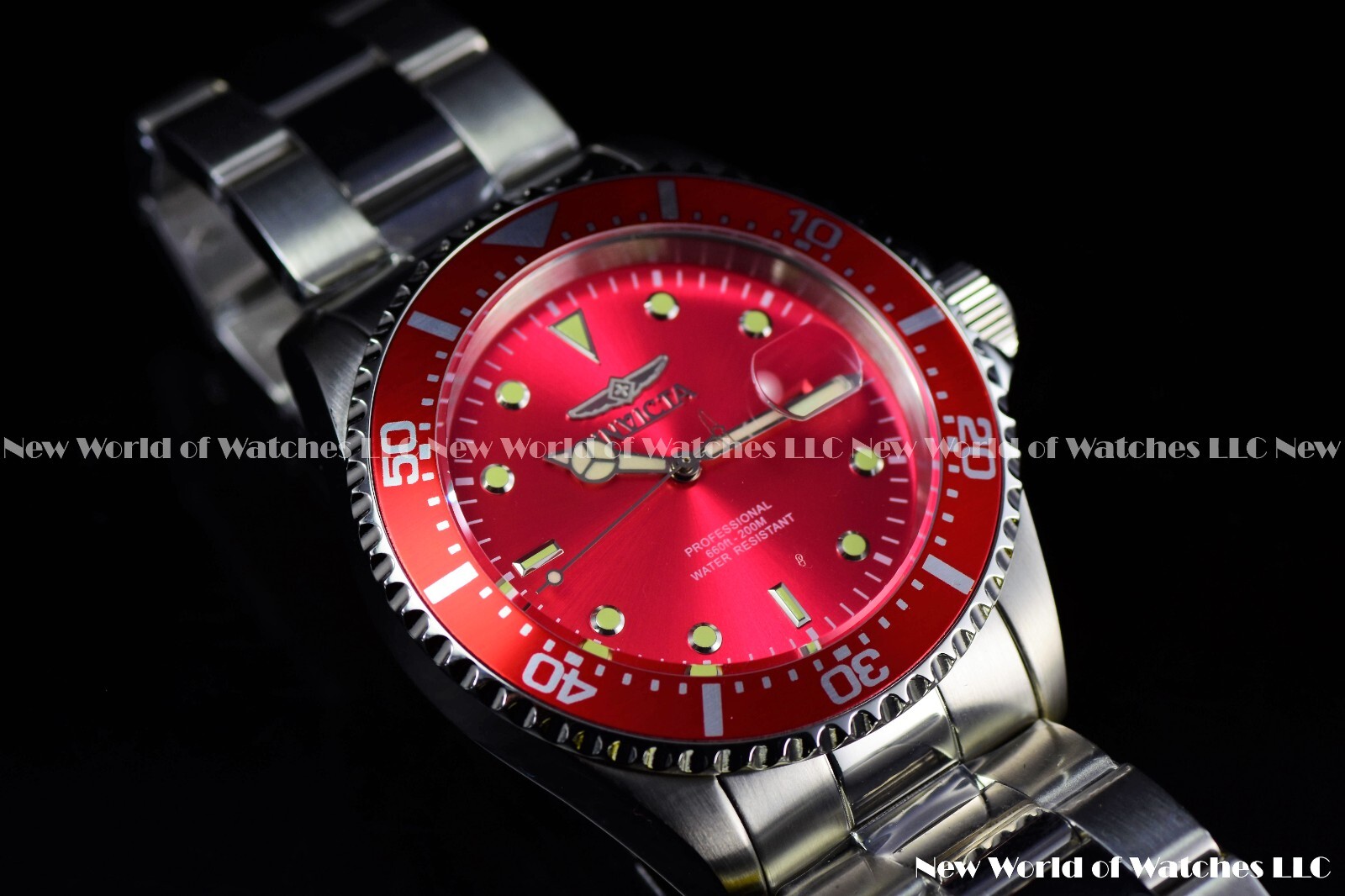 Invicta Men’s Pro Diver Silver Dial Diamond Bezel Stainless Steel Bracelet Watch