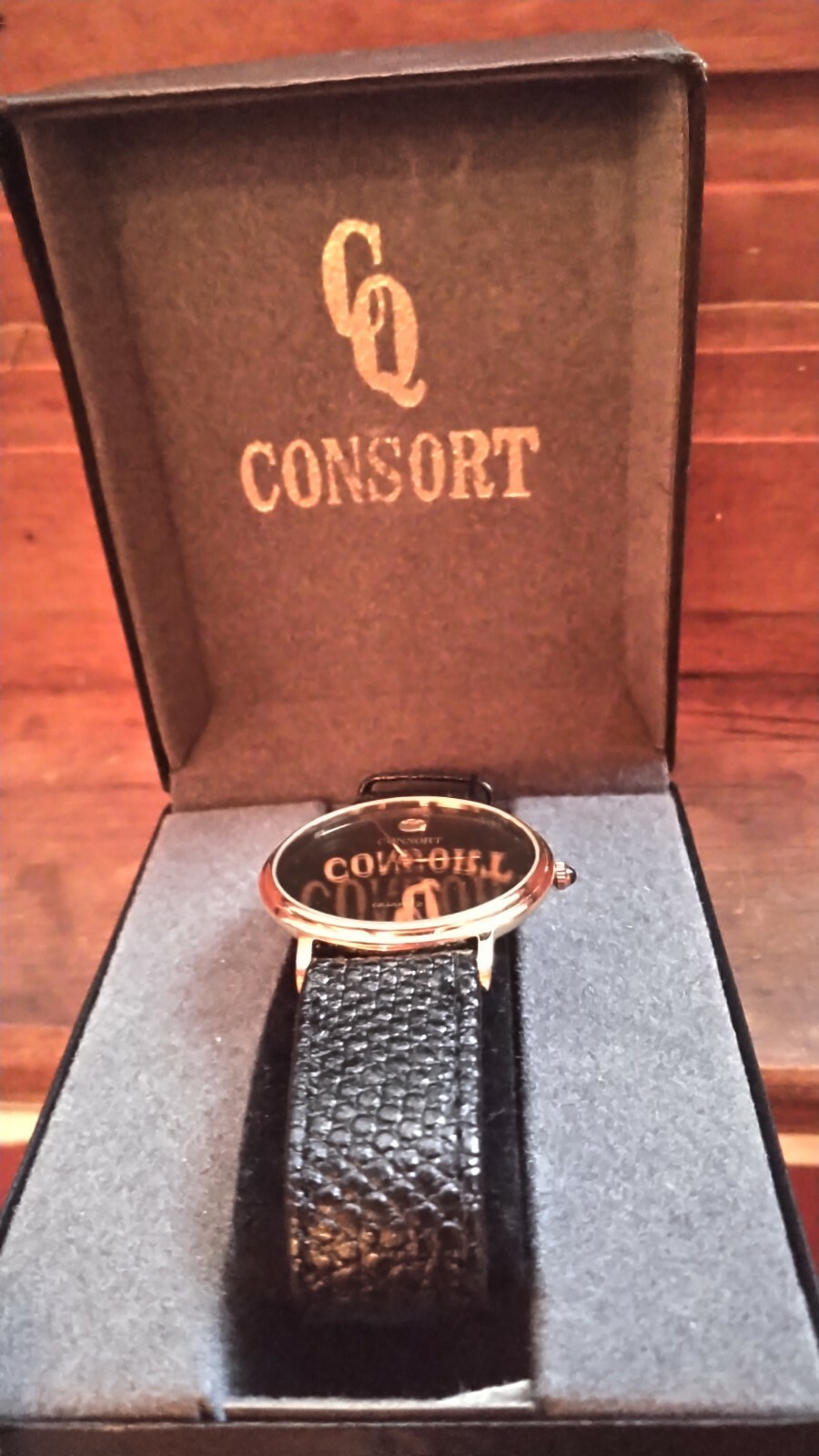 Consort Quintel Dress Watch Japan Movement Luxury Style Gold Men’s Women’s