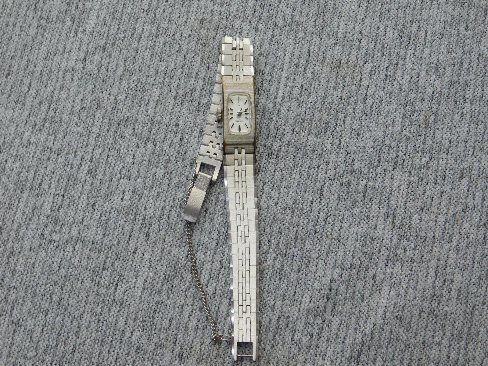 Vintage Seiko Watch Womens Rectangle 16mm White Dial Stainless Steel Bracelet
