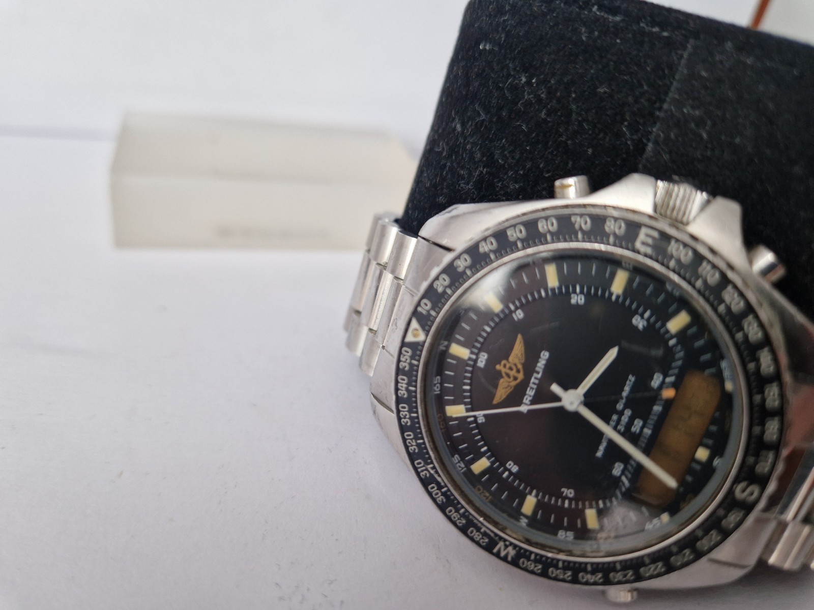 Breitling Navitimer-3100 Pluton -Quartz-Black Dial-Unidirectional Rotating Bezel