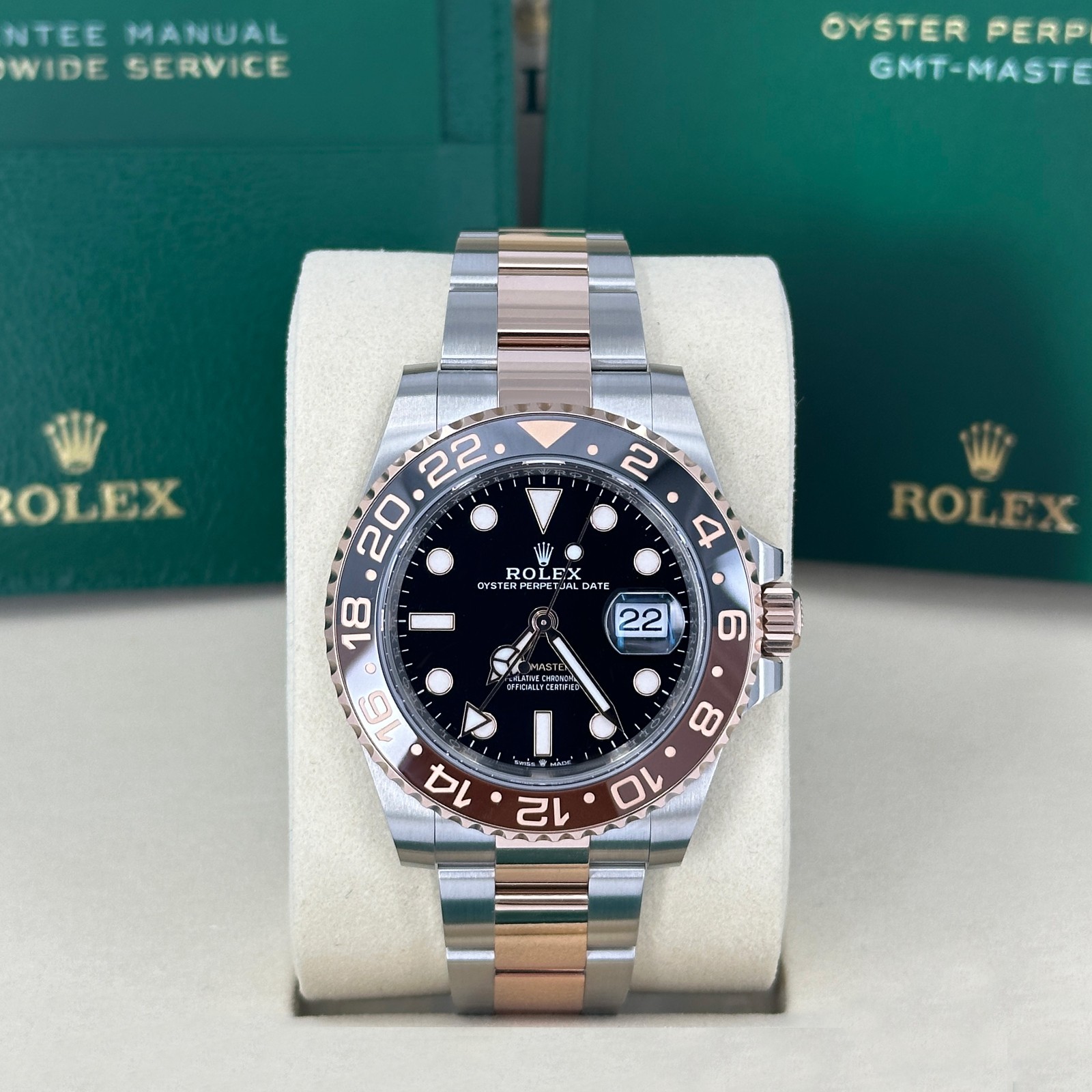 Rolex GMT-Master II ROOTBEER, Black Dial 40mm, Oyster 126711CHNR-0002 Mint 2022+
