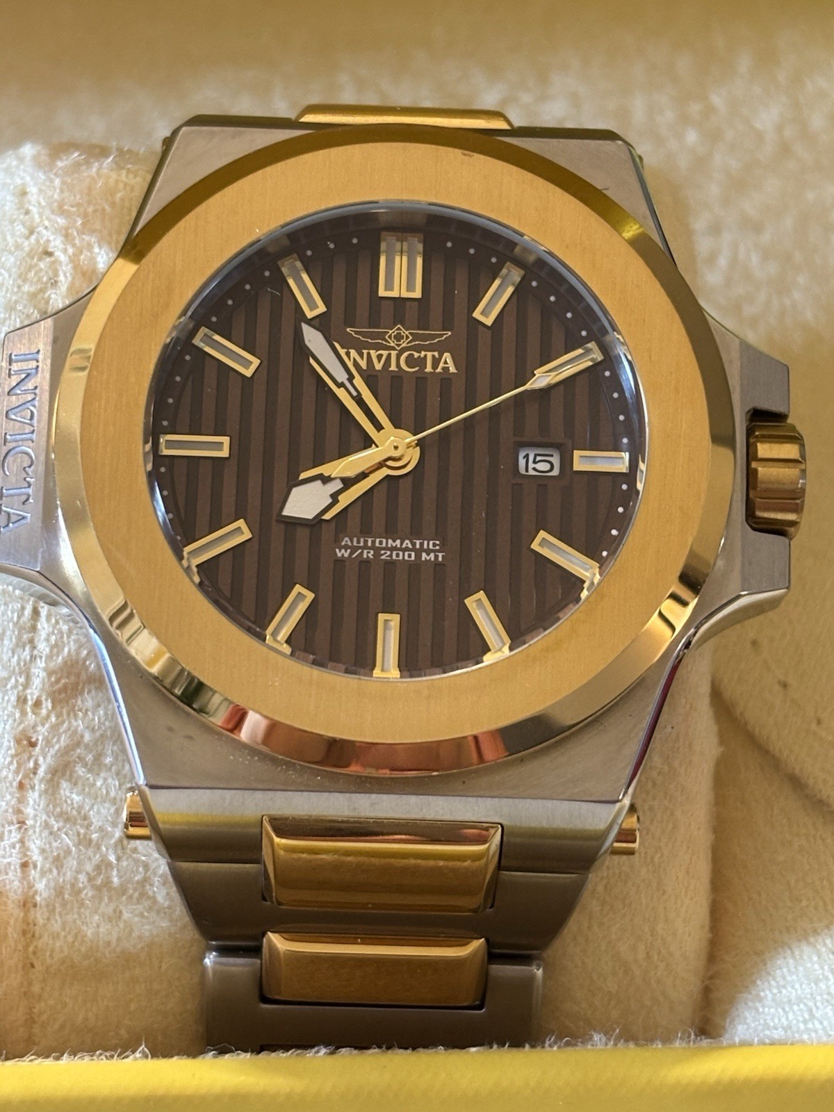 Invicta Akula Men’s Automatic Watch model 30195