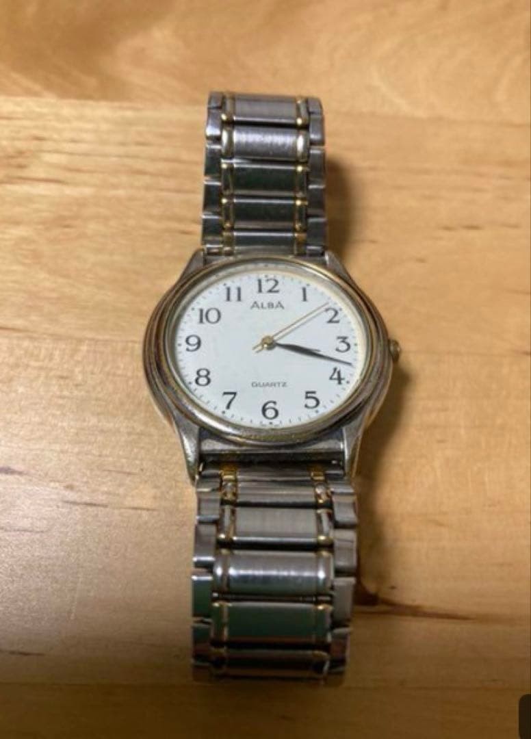 SEIKO Alba