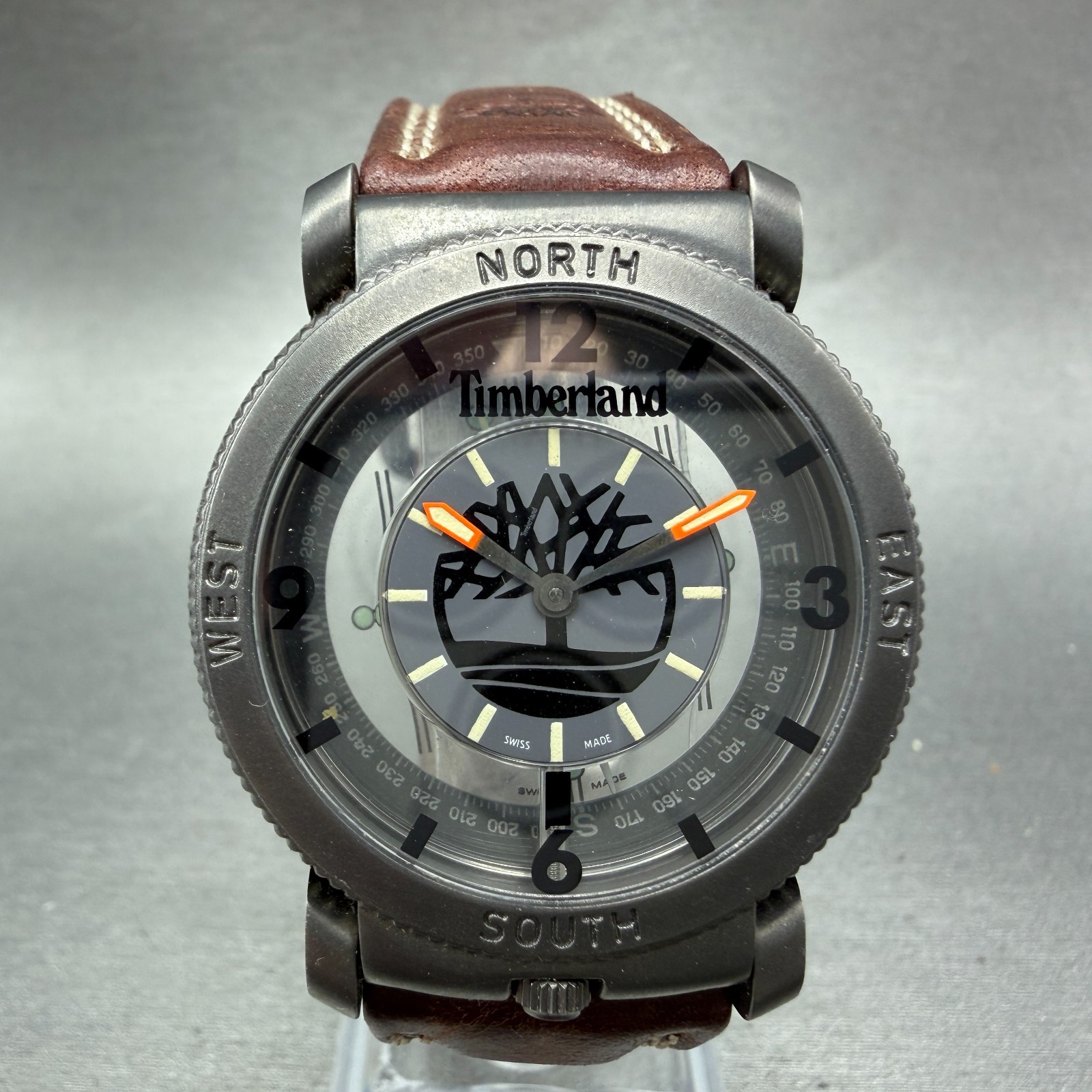 Timberland Compass Watch Men 38mm Gray Dial Black Tone Round New battery