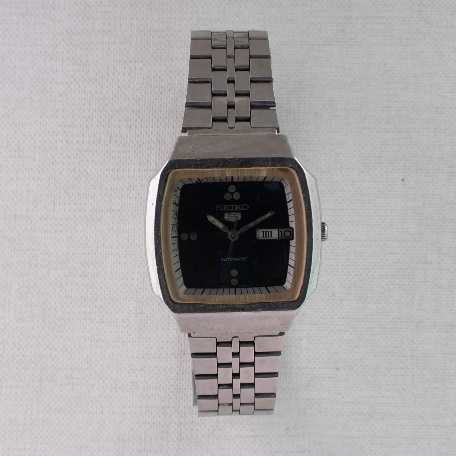 Vintage Seiko 5 Auto 6309-549A Textured Dark Blue Dial Bilingual Day 1981 Watch