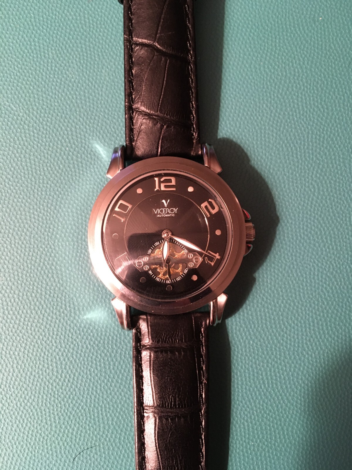 Viceroy – Men’s Watch – # 49011 – Water Resistant to 30 meters – NEW