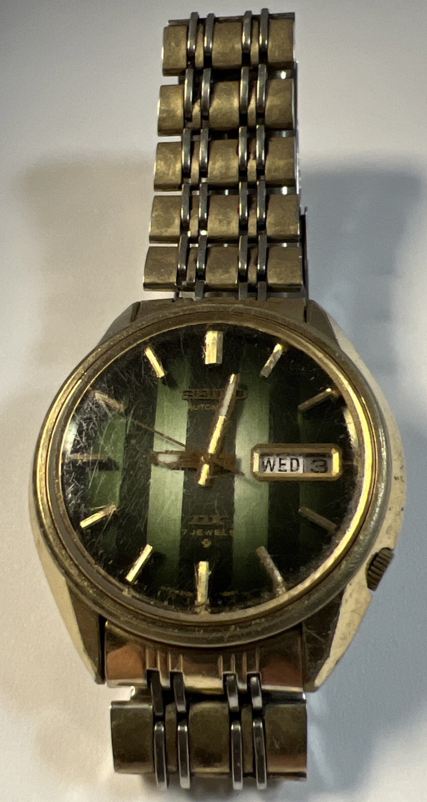 Vintage 1970s Seiko DX 6106-7629 Automatic Wristwatch Day-Date Gradient Dial Fac