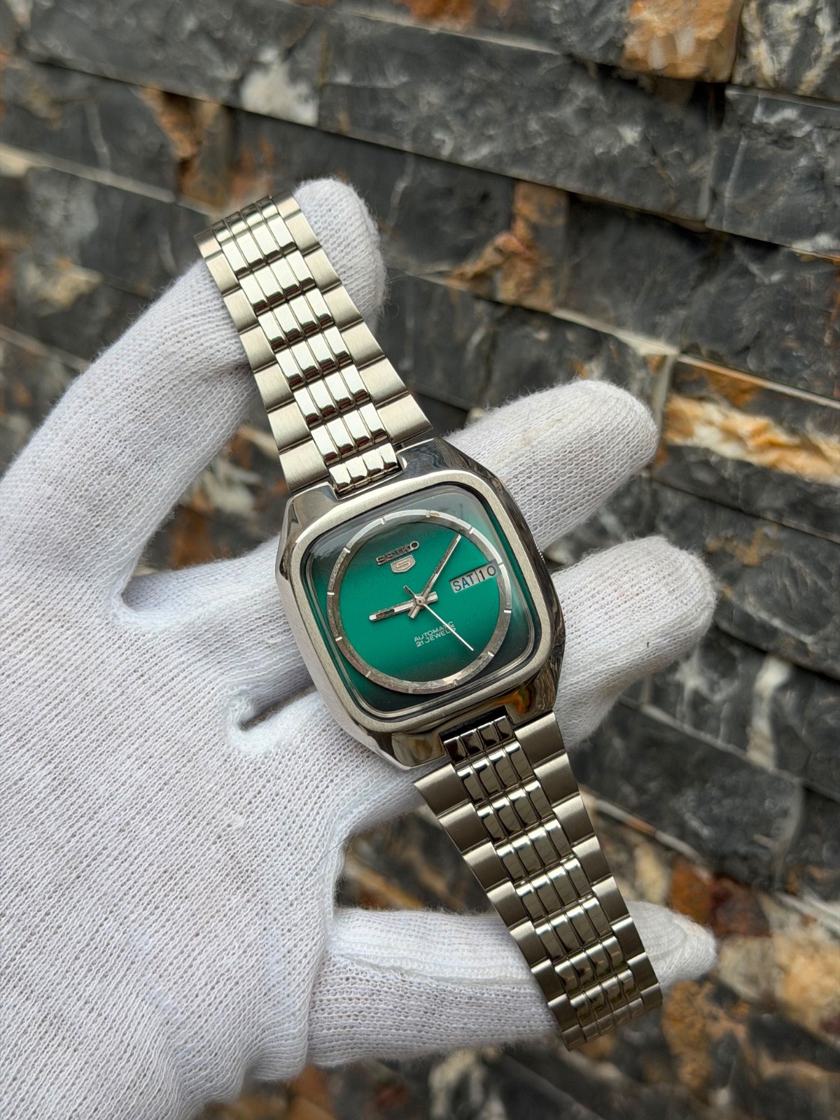 Vintage seiko 5 Automatic 7009 movement Day/Date Mens watch