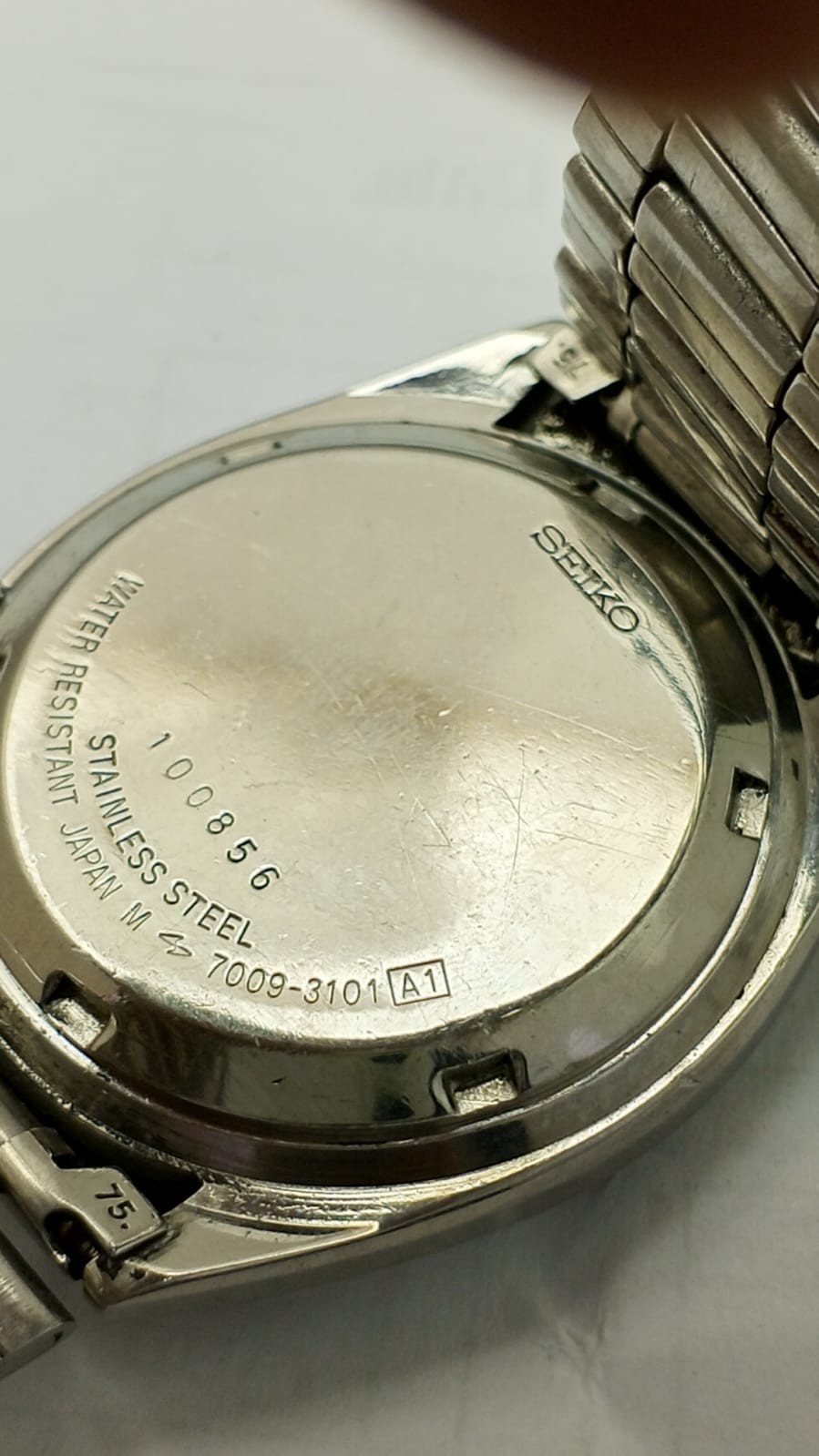 Seiko 5 Automatic 7009-3101 Day/Date Vintage Men’s Watch