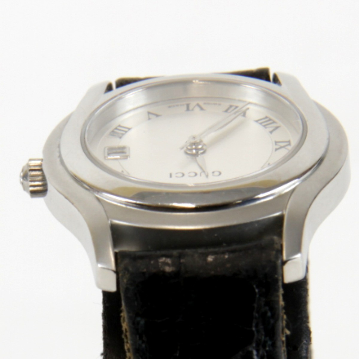 Gucci 5500L Quartz Silver Dial Stainless Steel Ladies Watch With Warranty Card