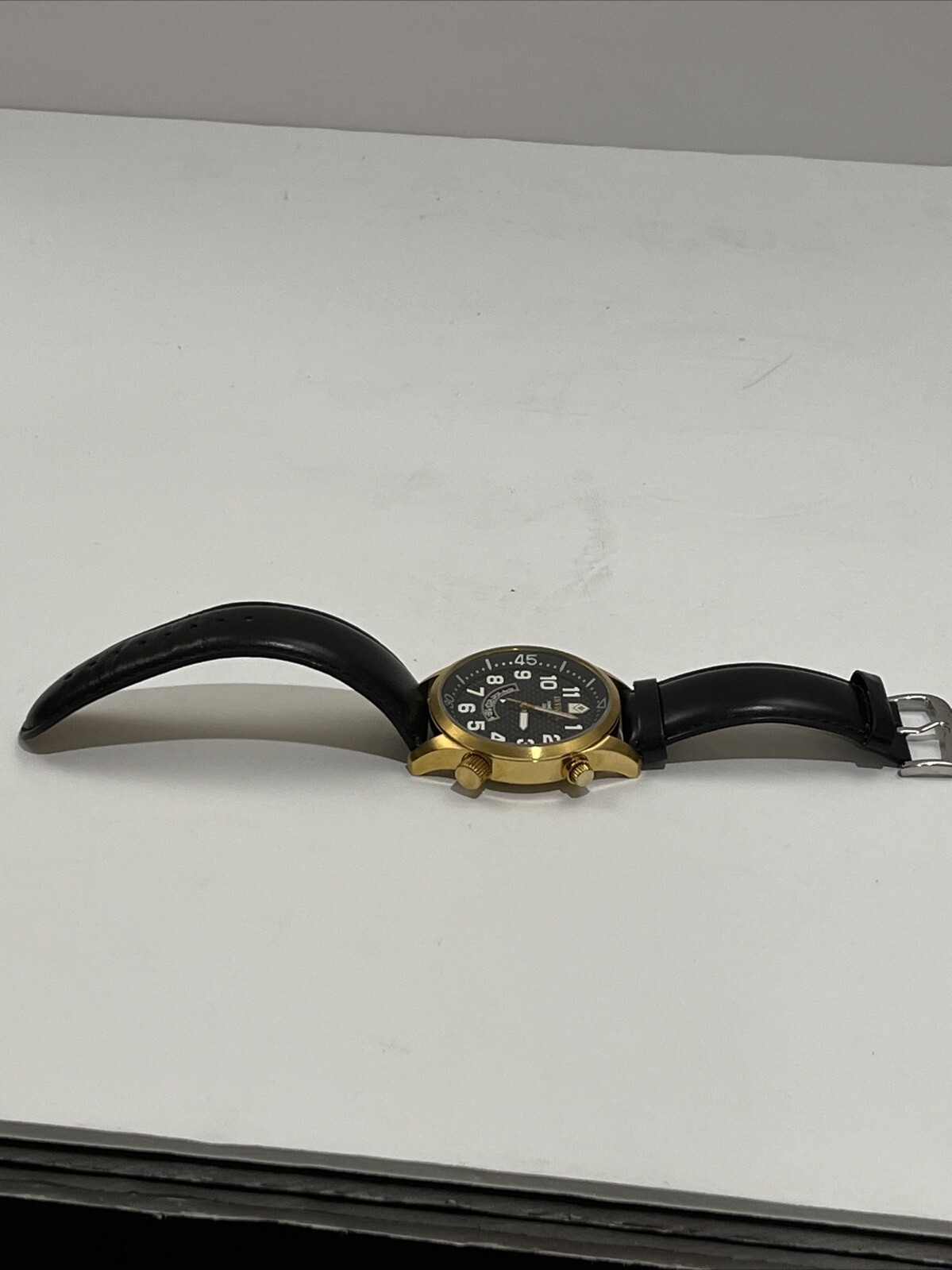 Invicta Specialty MenModel 0449 – Men’s Watch Quartz With New Battery!