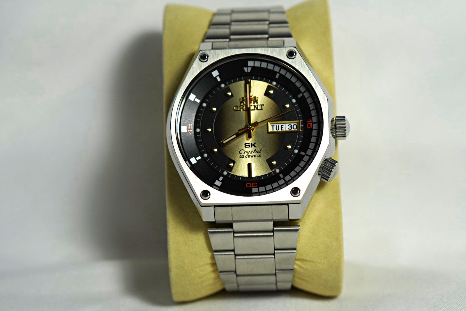 Orient SK Crystal Automatic Men’s Watch Day/Date Gold Dial Steel Bracelet