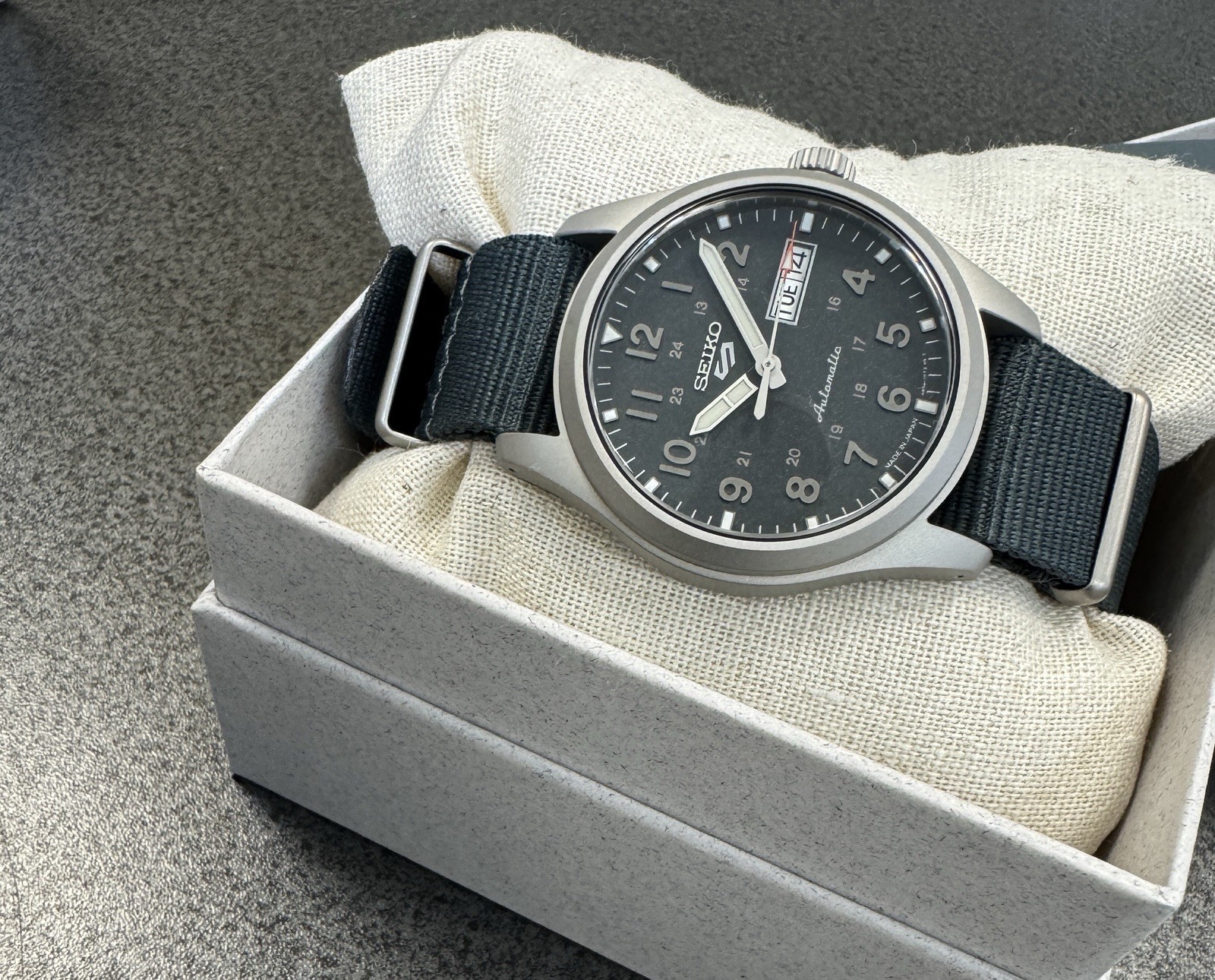 Seiko 5 Automatic Watch Day Date grey dial Nylon Band SRPG31 Made In Japan New