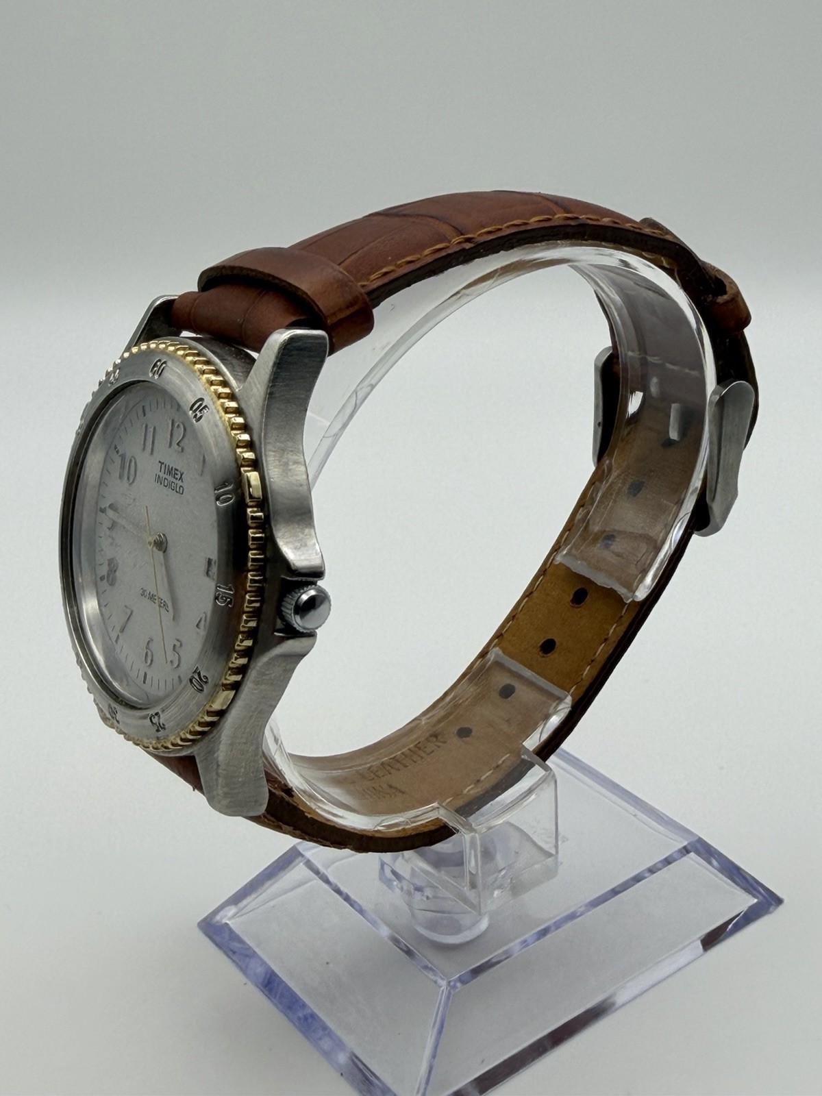 Timex Indiglo White Dial Quartz Date 30m WR Brown Leather Strap Watch