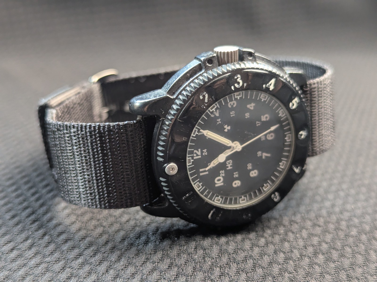 Vintage August 1995 Stocker & Yale SANDY P650 US Military Issue Watch – MIL-W-46