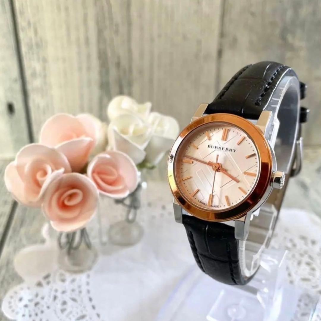 Burberry BU9205 Women’s Gold Quartz Watch Japan Used 0716478