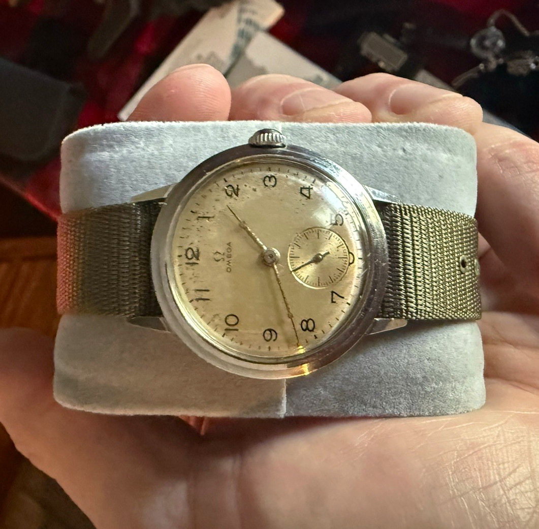Vintage 1944 Omega WWII Military Sub-Second Watch Caliber 30T2 – Serial 10215838