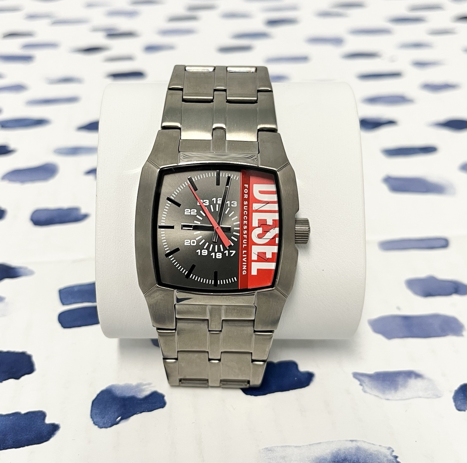 Diesel Cliffhanger Gunmetal Grey Square Logo Men’s Watch DZ2188