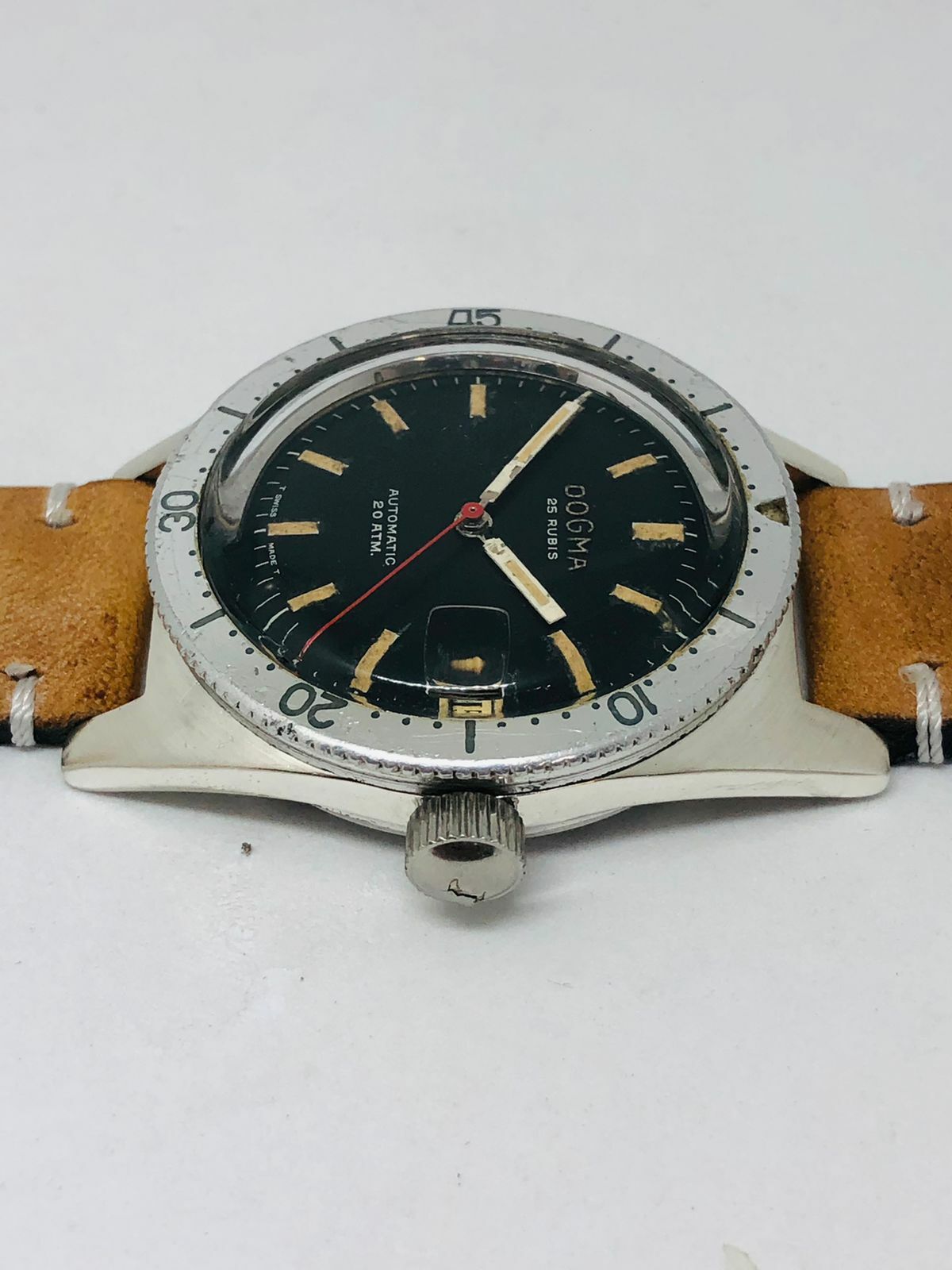 RARE DOGMA DE LUX AUTOMATIC DIVER`S Ref.511301 Cal. F 4007 200m 20 ATM. CALENDAR