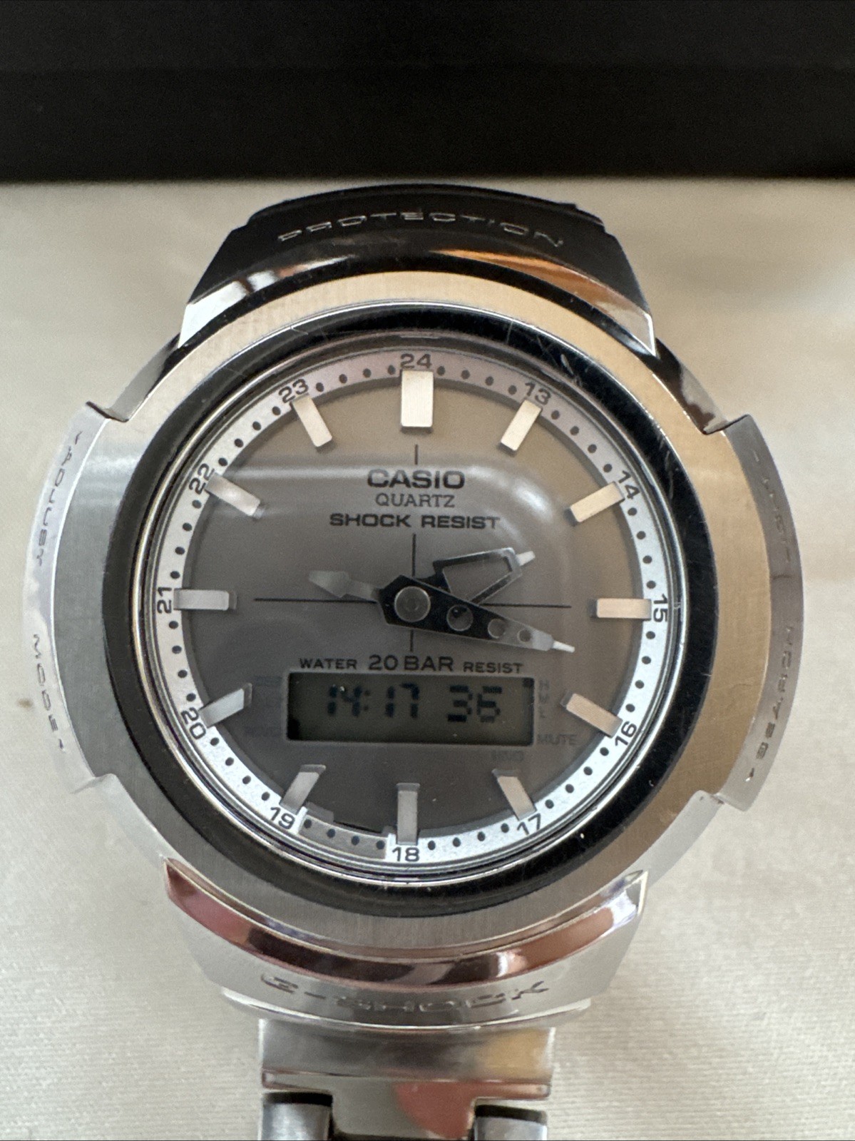 CASIO G-SHOCK AWM-500D-1A8JF