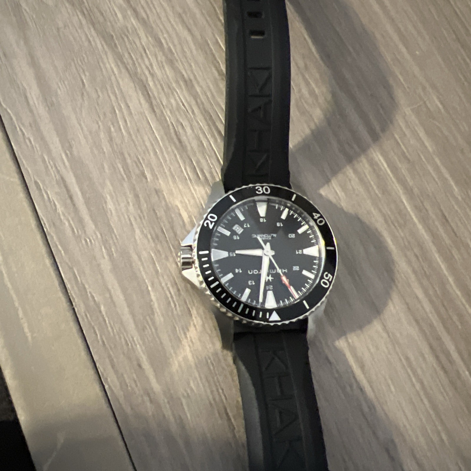 Hamilton Khaki Navy Scuba Automatic Diver – Ref. H82335331 – H-10 Caliber – 40MM