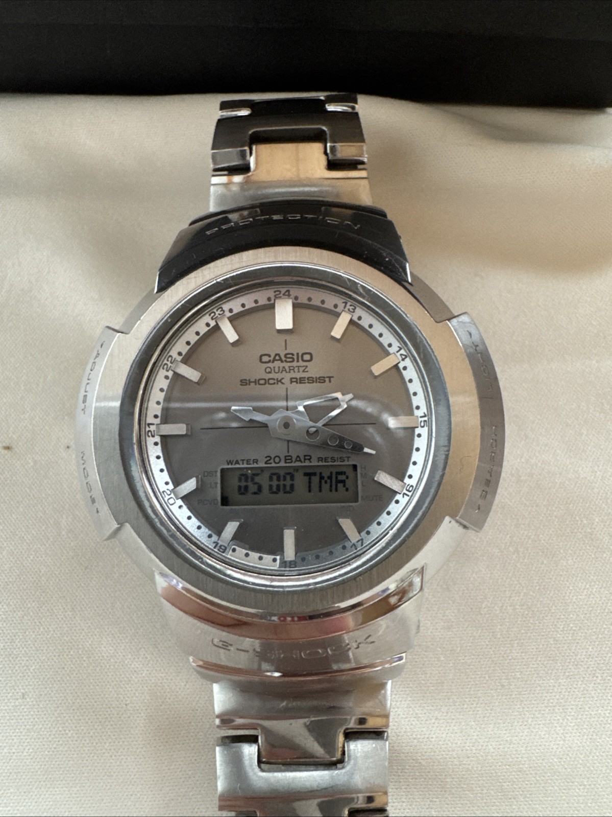 CASIO G-SHOCK AWM-500D-1A8JF