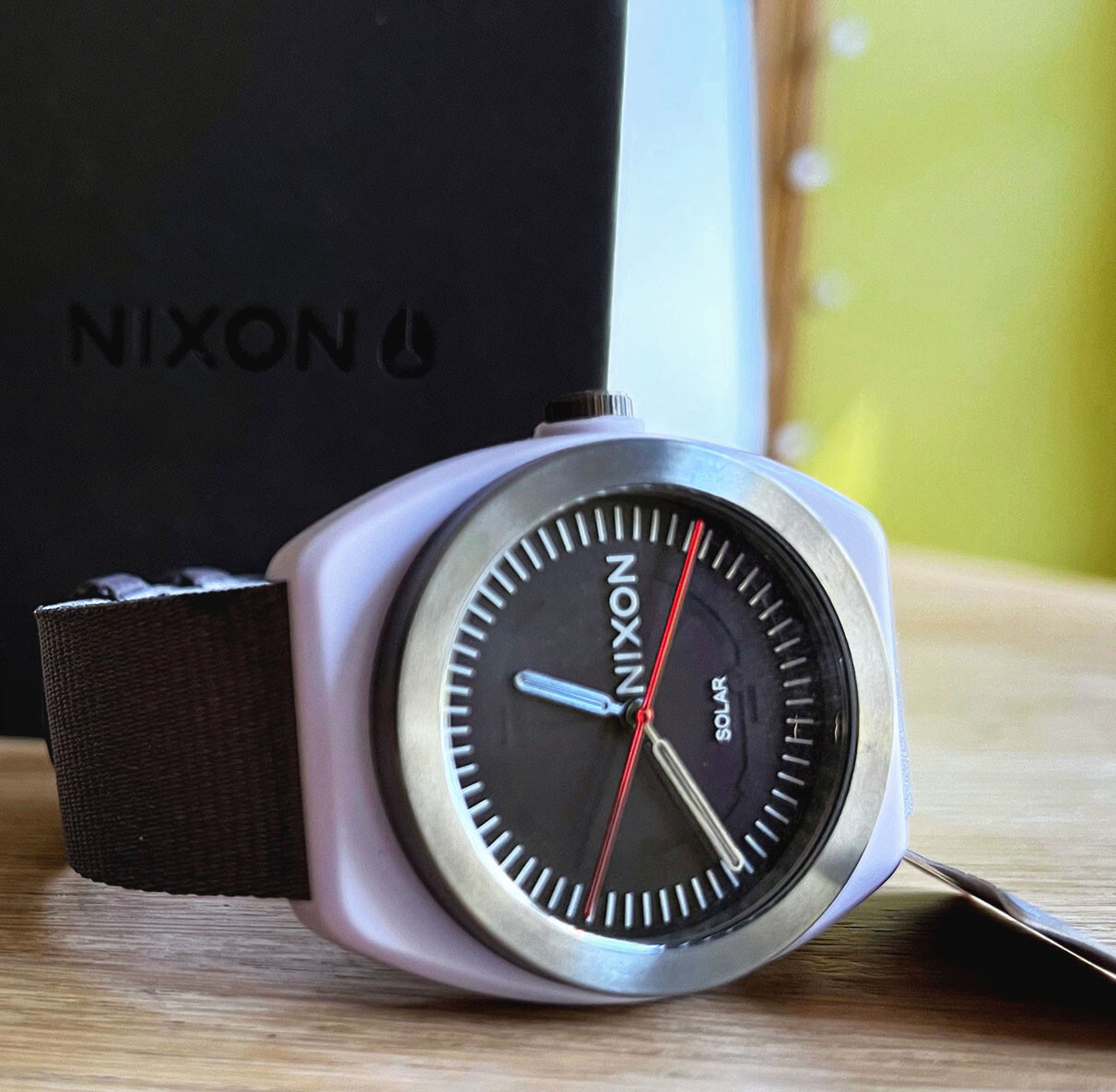 NIXON Light-Wave A1322 Solar Powered Eco-Friendly Analog Quartz Watch / New