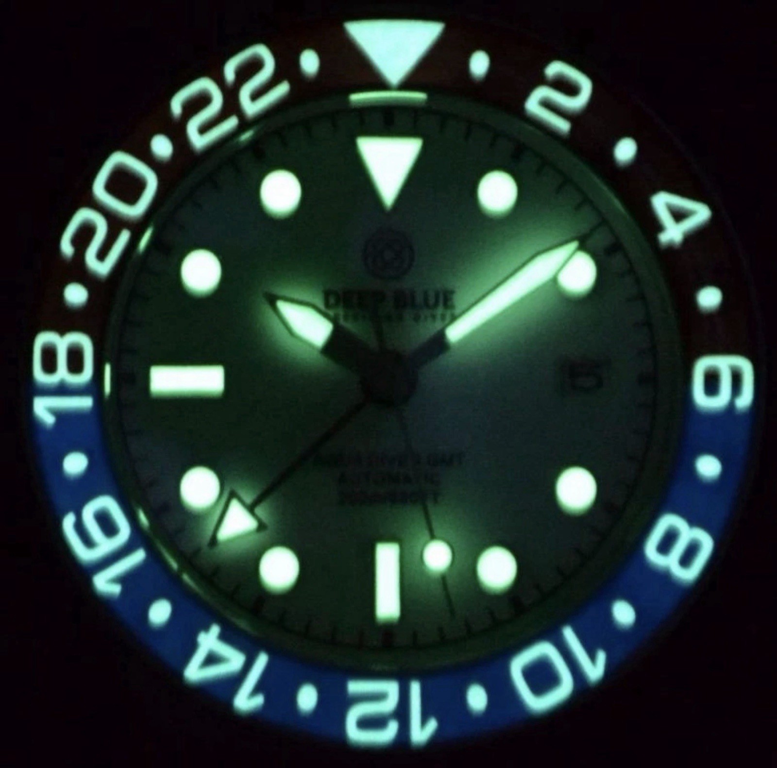 Deep Blue AQUA DIVER GMT AUTOMATIC 40mm RED/BLUE WHITE Dial 200m Dive Watch