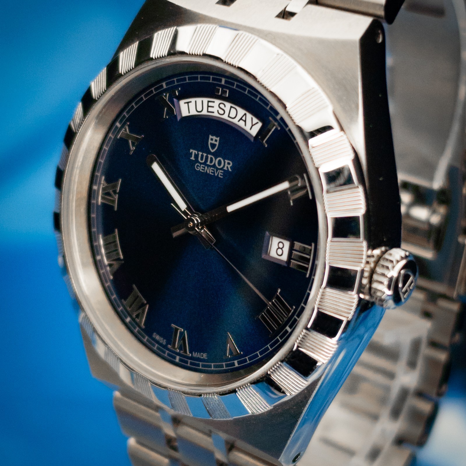 TUDOR Royal 28600 Blue Dial 41 Automatic Steel 2023 Warranty to 10/28 Full Set