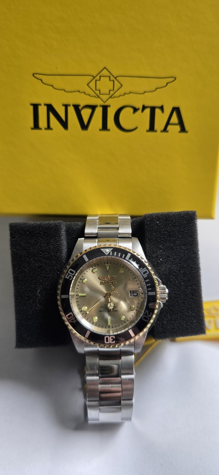 Invicta Pro Diver 49317 Men’s Automatic 40mm Champagne Dial Watch NIB New