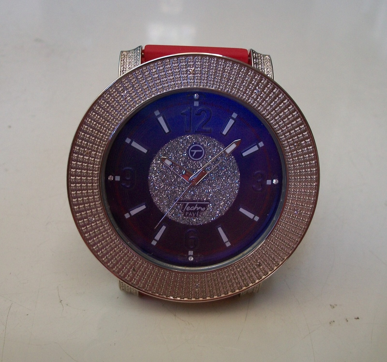 Men’s Silver & Blue Dial Red & Silver Silicon Band Fashion Casual Hip Hop Watch