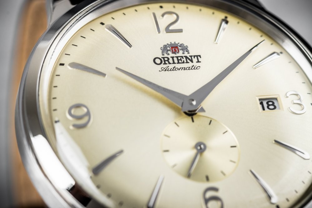 Orient Bambino Small Seconds Mechanical Champagne Dial Men’s Watch RA-AP0003S30B