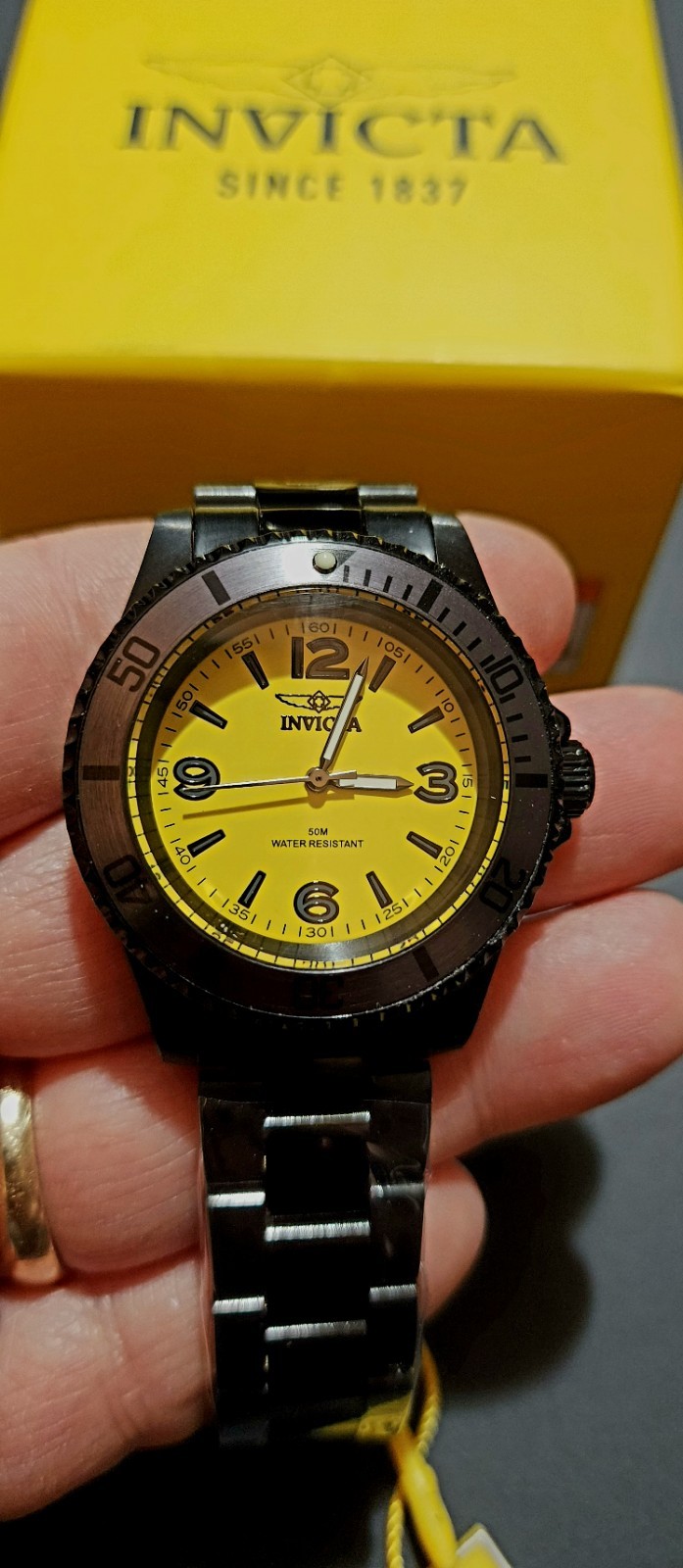 NEW Invicta Specialty (69718) 41mm Yellow/Black FREE GIFTS SAME DAY SHIPPING