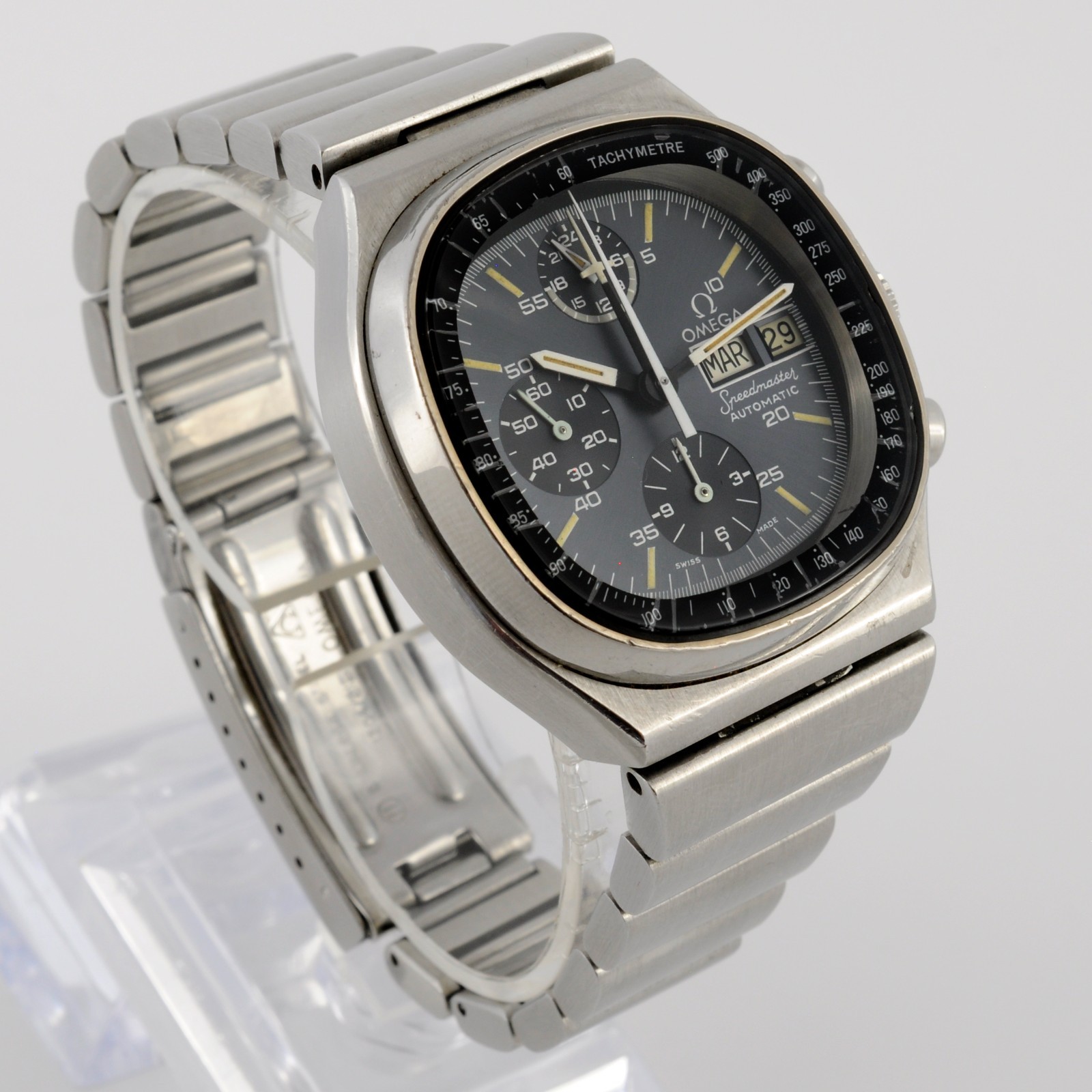 NO TARIFFS OMEGA SPEEDMASTER AUTOMATIC CHRONOGRAPH GENTS WATCH METAL BRACELET