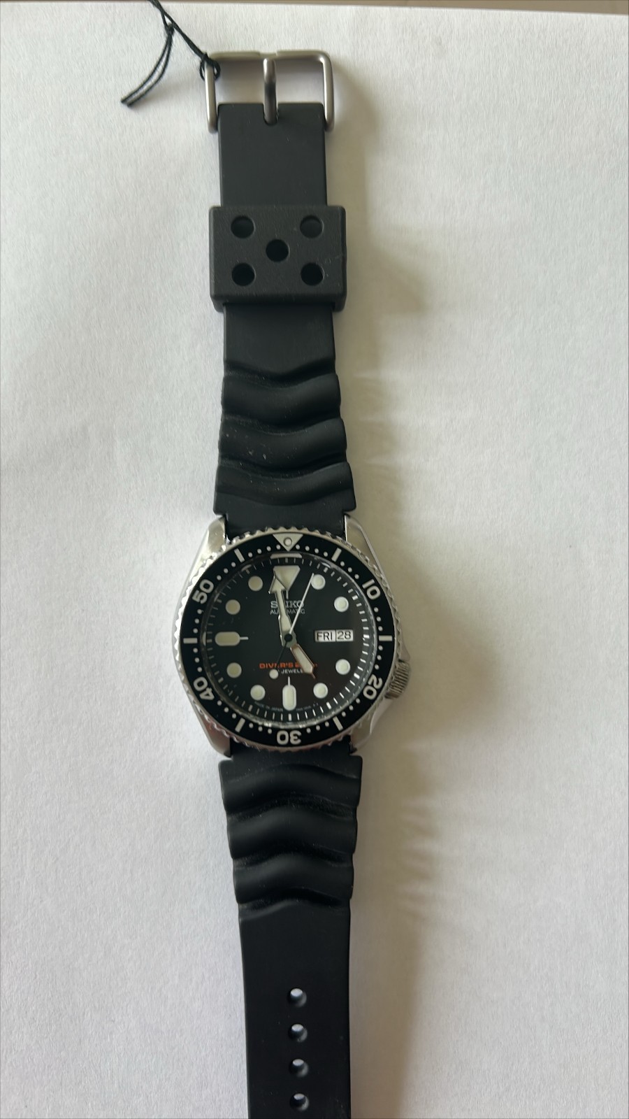 Seiko Men’s SKX007J1 Diver Automatic Black Rubber Watch