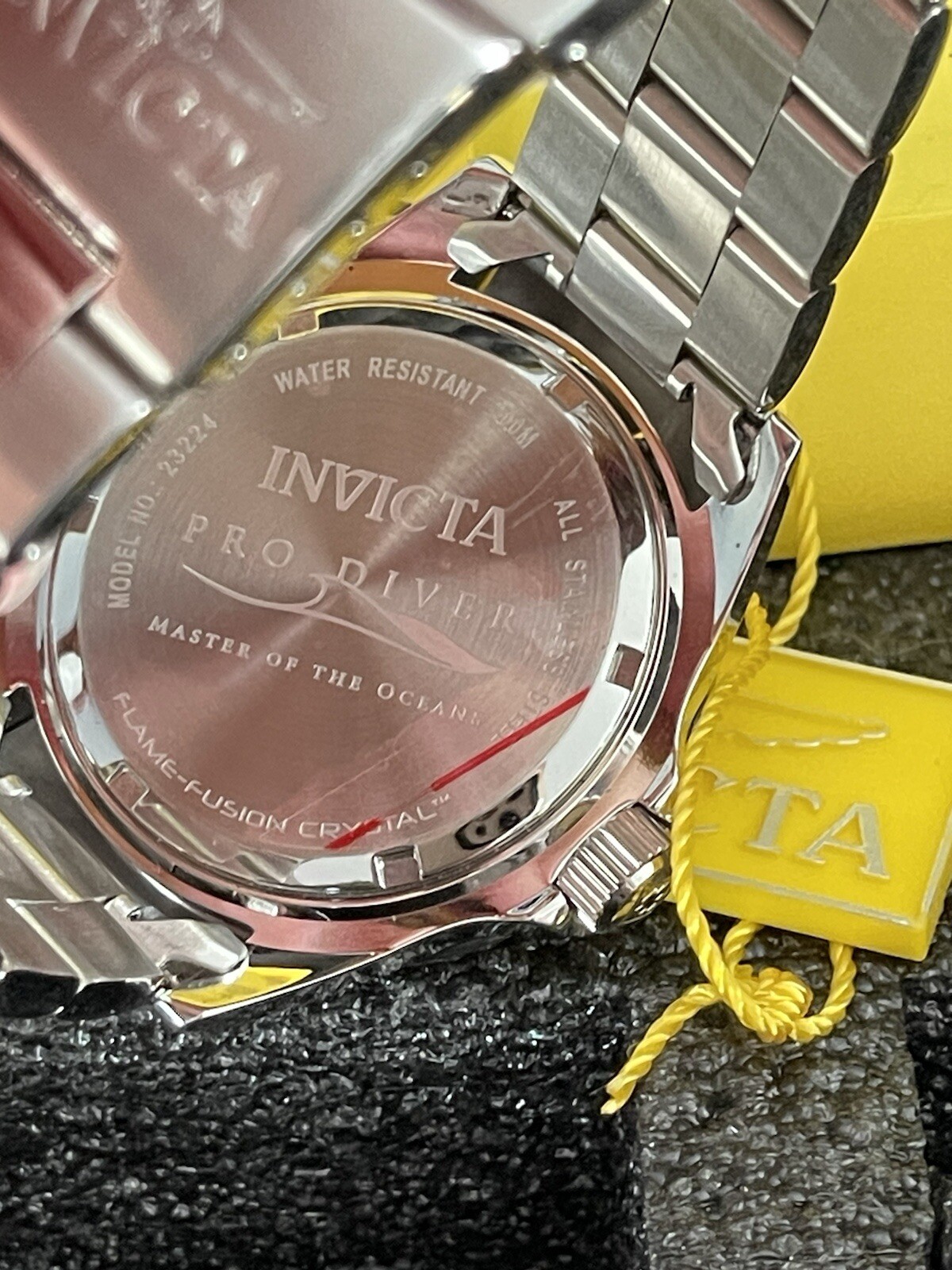 Invicta Pro diver Watch Bundle With Tags, Box And Warranty Cards