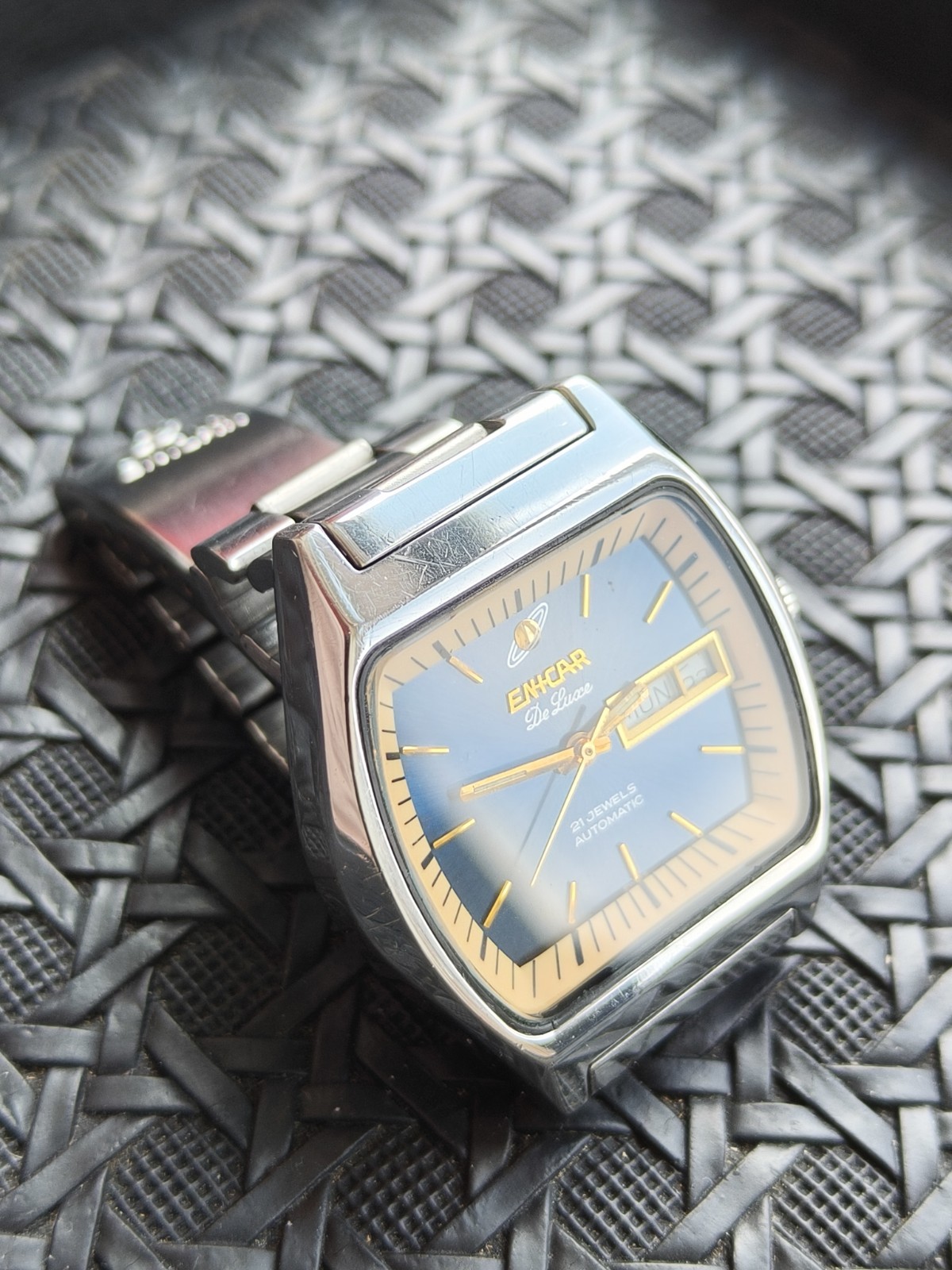 Enicar De Luxe Automatic Day/Date SS Bracelet Rare Blue Two Tone TV Dail 1970s