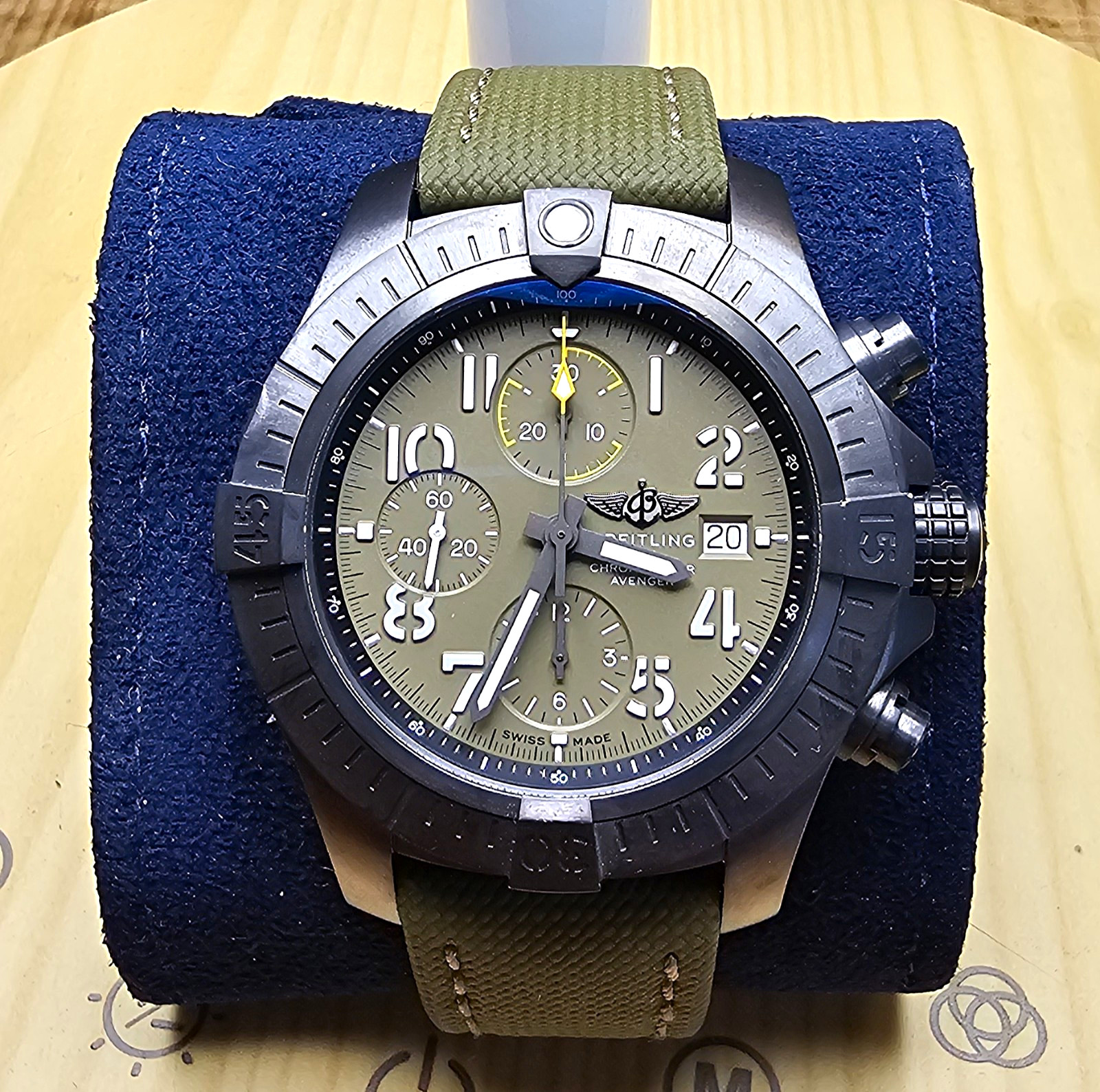 Breitling Avenger 45mm Chronometer Night Mission