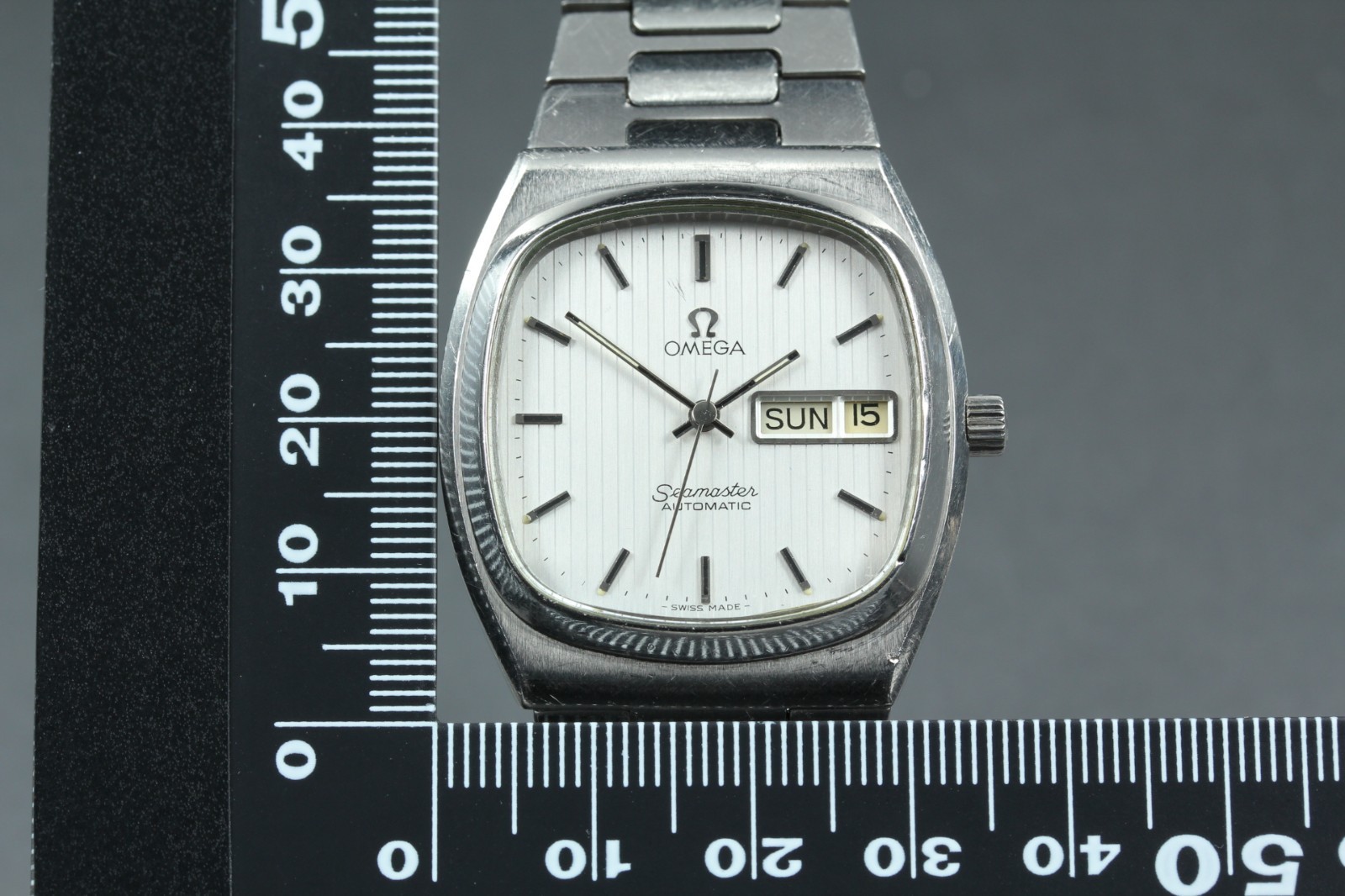 Vintage 1982 OMEGA Seamaster Automatic Cal.1020 TV Stripes Dial Day/Date Men’s