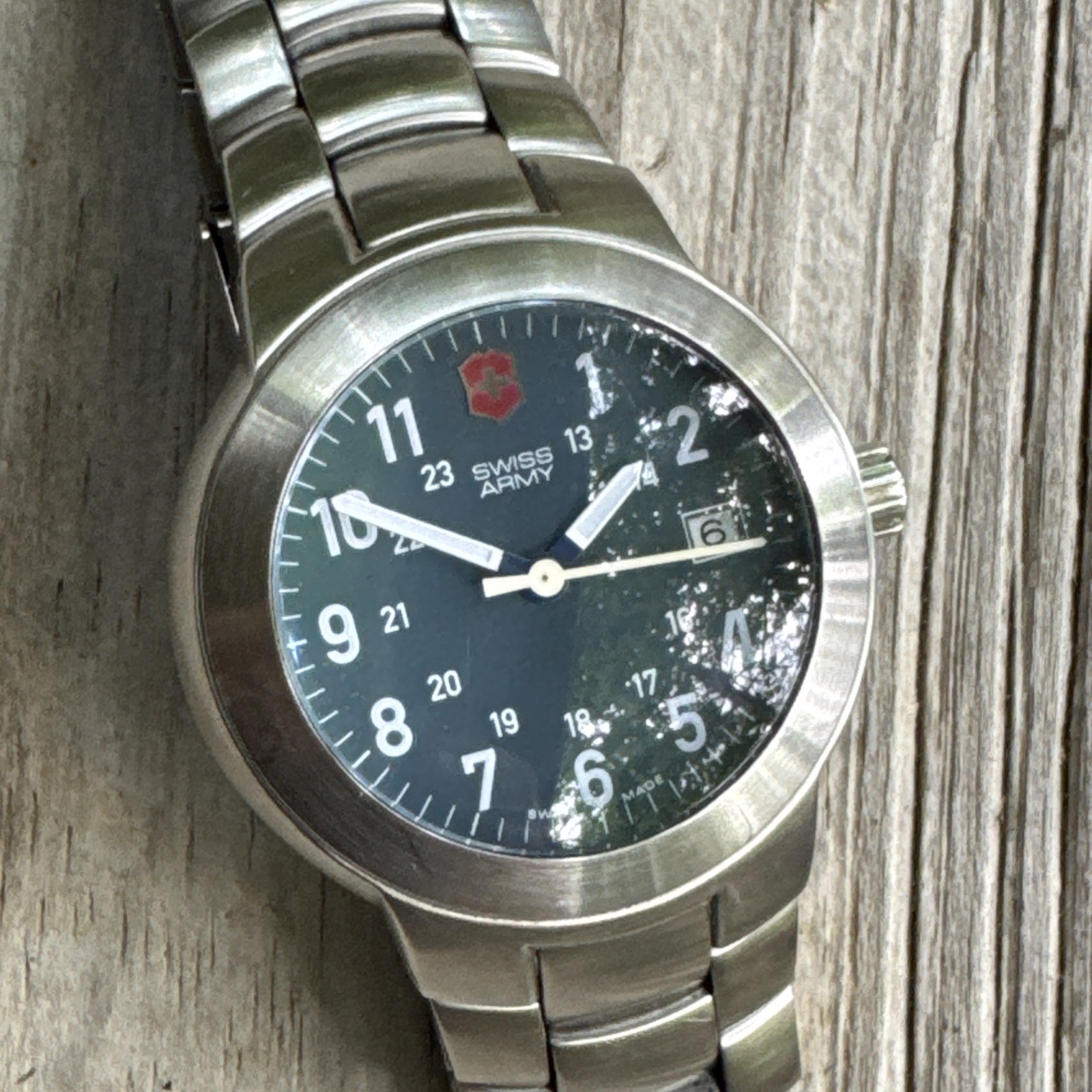 Victorinox Swiss Army Men’s Maverick Blue Dial 25622 Stainless Steel Quartz