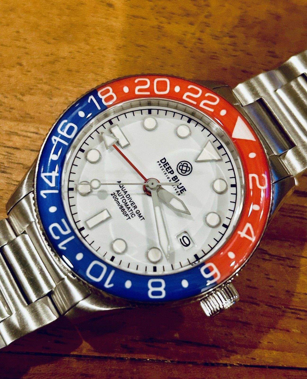 Deep Blue AQUA DIVER GMT AUTOMATIC 40mm RED/BLUE WHITE Dial 200m Dive Watch