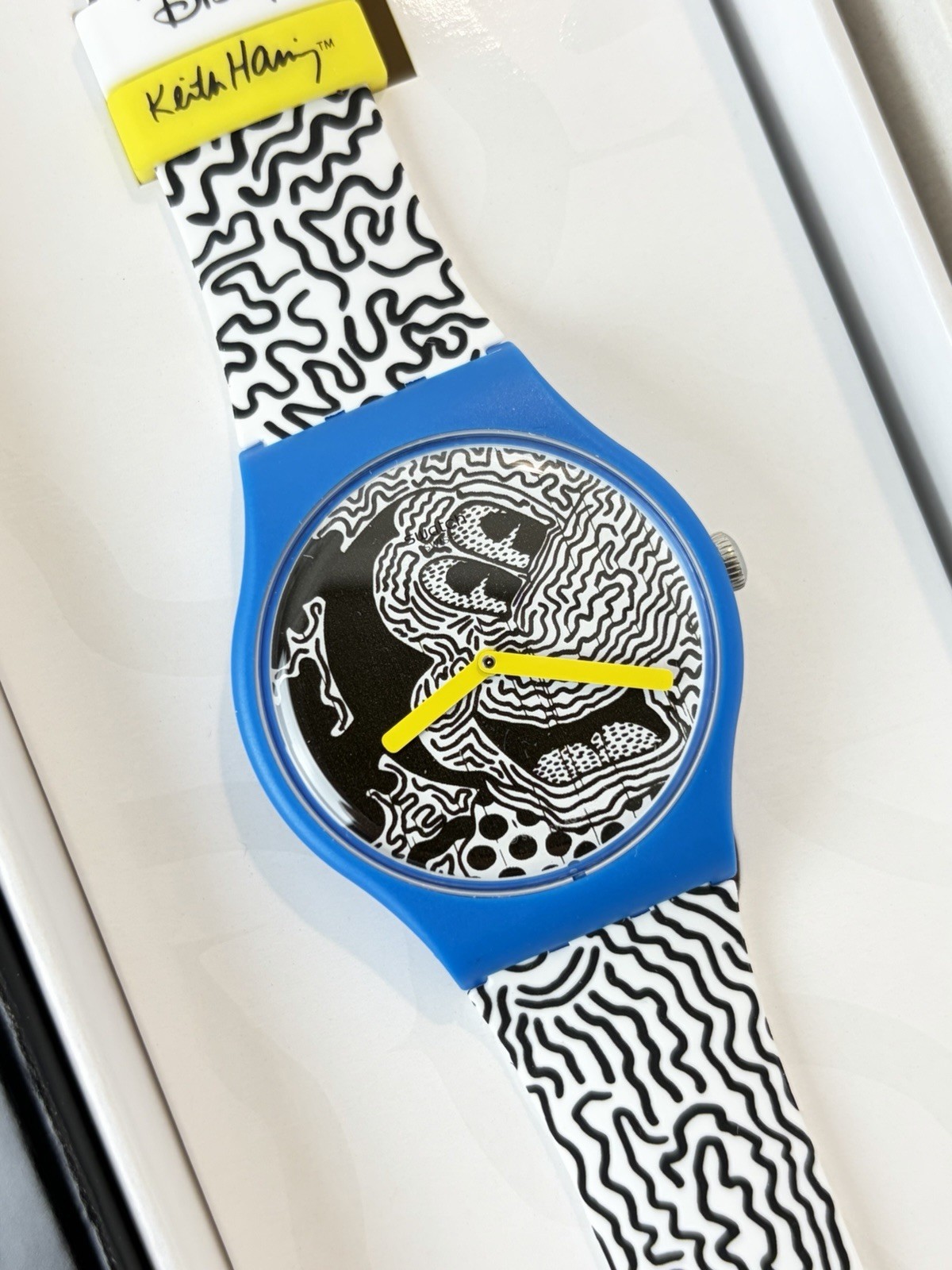 Swatch – Eclectic Mickey – SUOZ336 – Keith Haring – 2021 – Disney