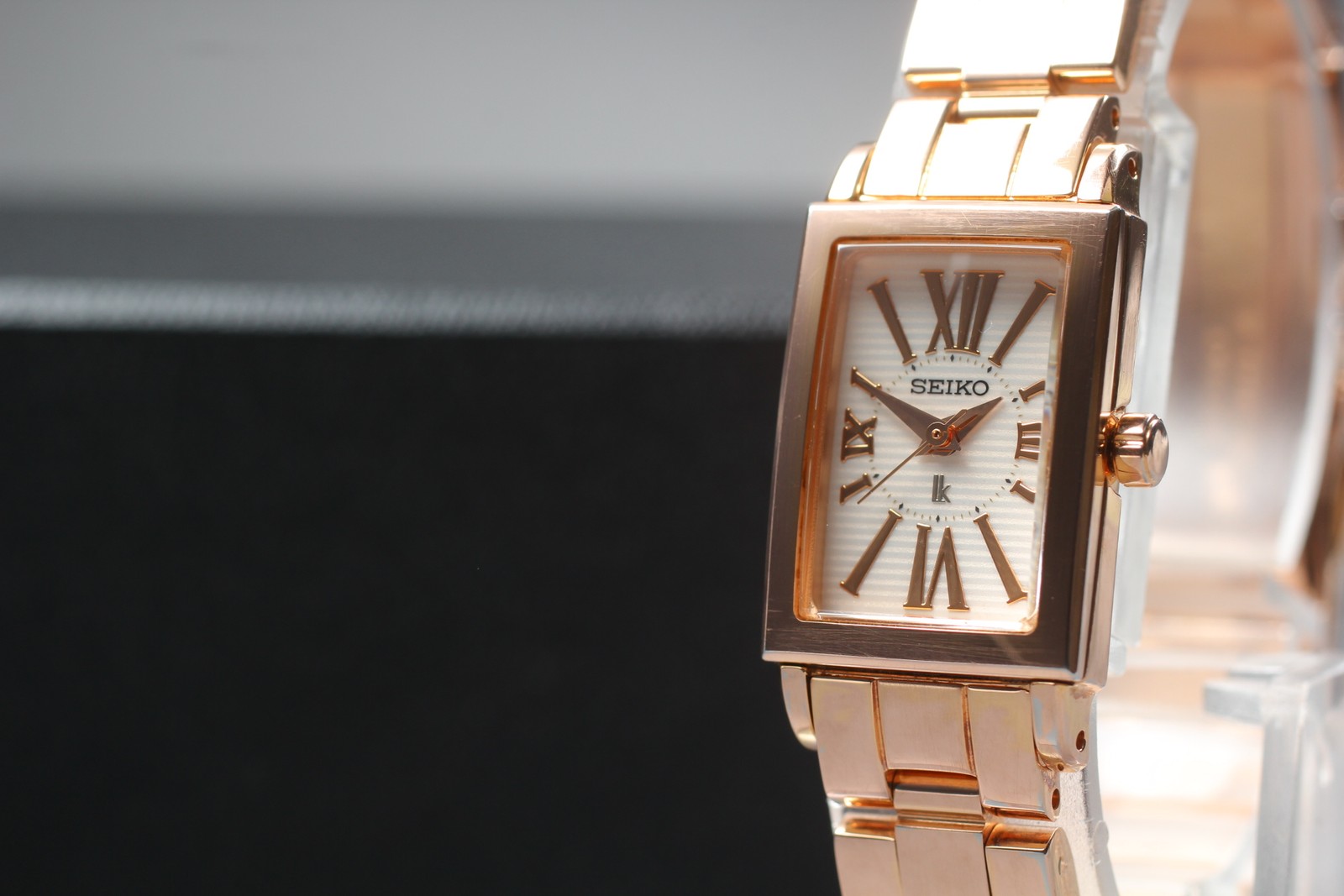 2009 N MINT Seiko Lukia 1F21-0BK0 Quartz Pink Gold Tank Roman Womens Watch JAPAN