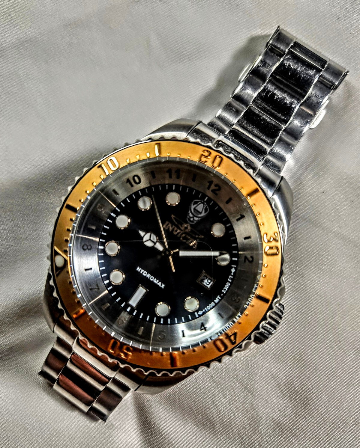 Invicta Hydromax Pro Diver Quartz Date Black Dial 1000m Stainless Steel