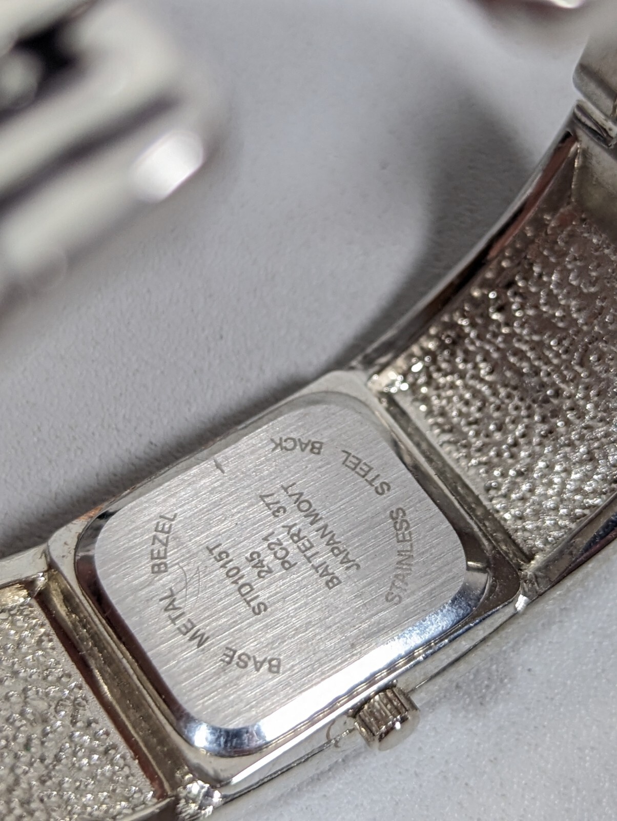 Studio Womans Black Dial White Black Silver Tone Hinge Bracelet Watch 6.75 Inch