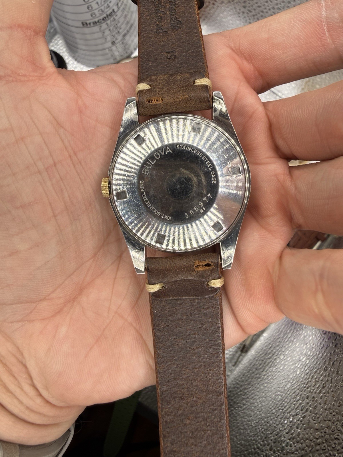 Bulova Oceanographer Automatic Champagne Sunburst Dial Date Solid 10K Bezel