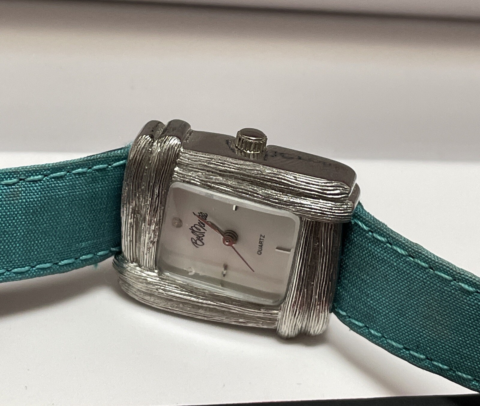 BOB MACKIE SILVER PLATED BLUE FABRIC LEATHER LADIES WATCH NEW BATTERY