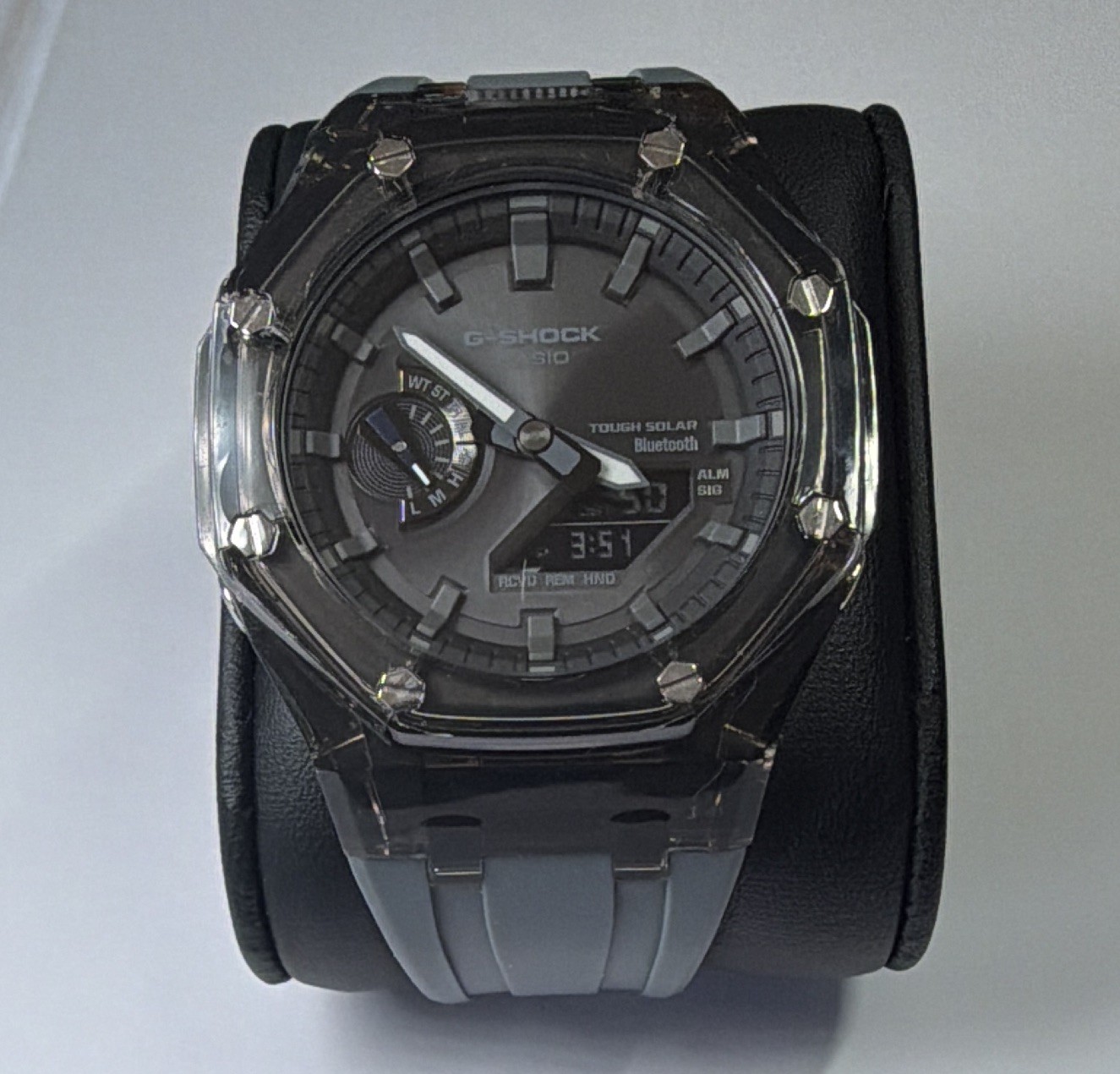 Casio G-SHOCK GA-B2100 (Bundle) Bluetooth Tough Solar 200m Gray Resin